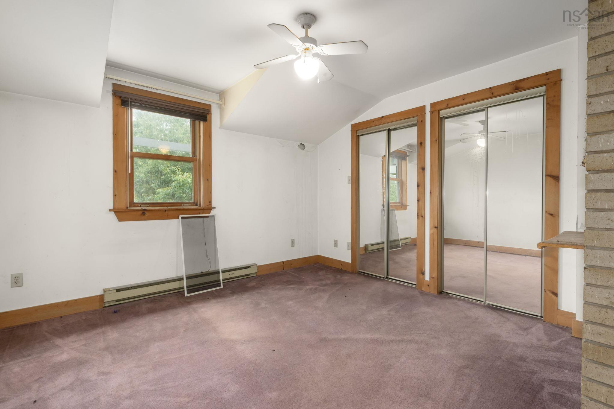 $159,900.00: 1763 North River Road, Mosherville