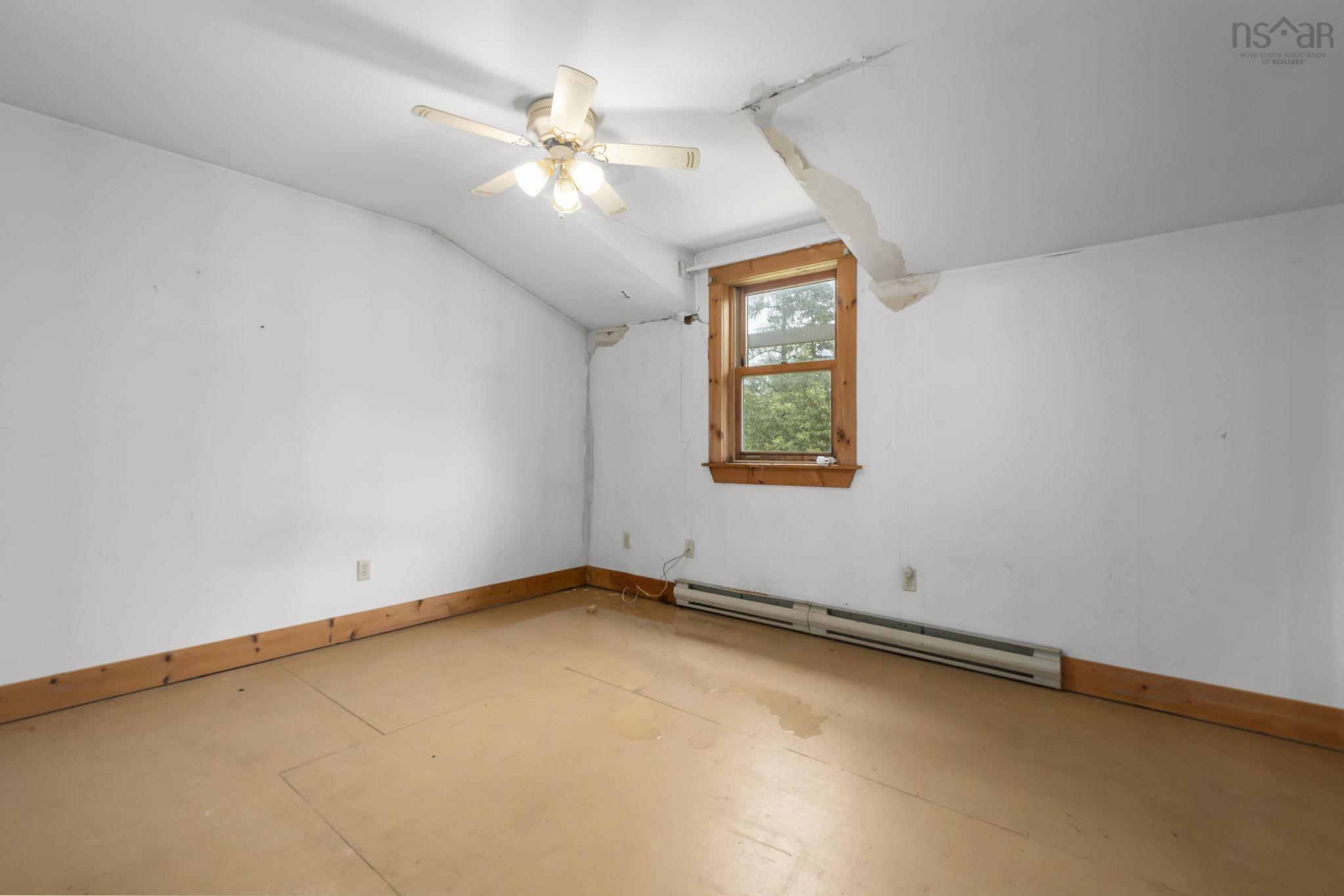 $159,900.00: 1763 North River Road, Mosherville