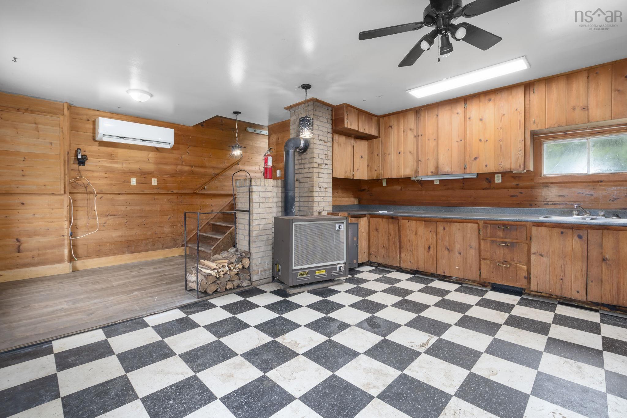 $159,900.00: 1763 North River Road, Mosherville