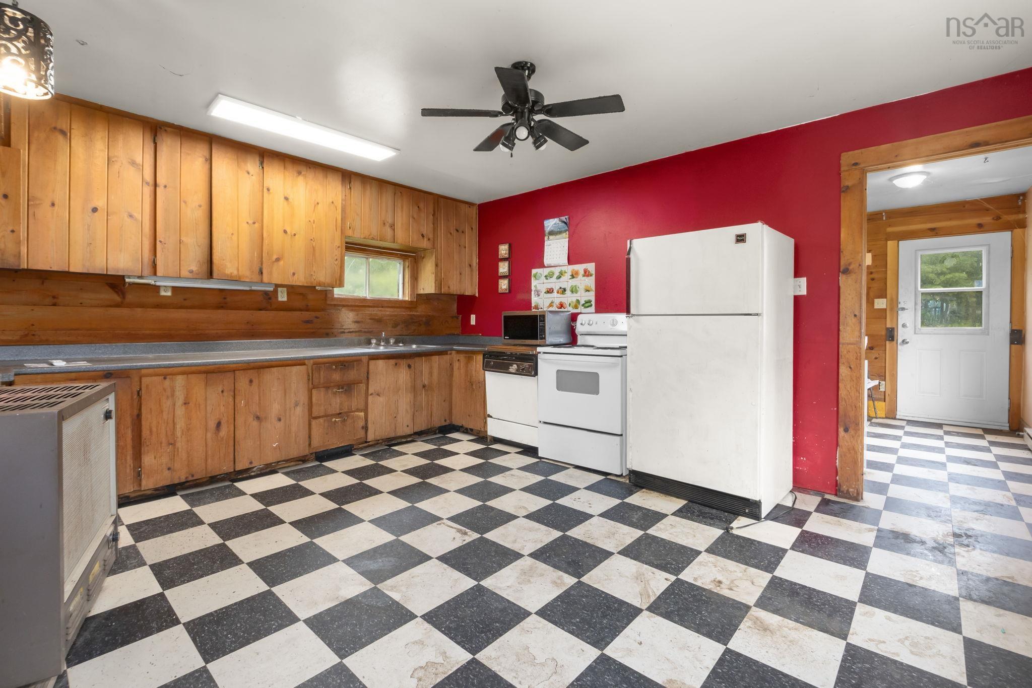 $159,900.00: 1763 North River Road, Mosherville