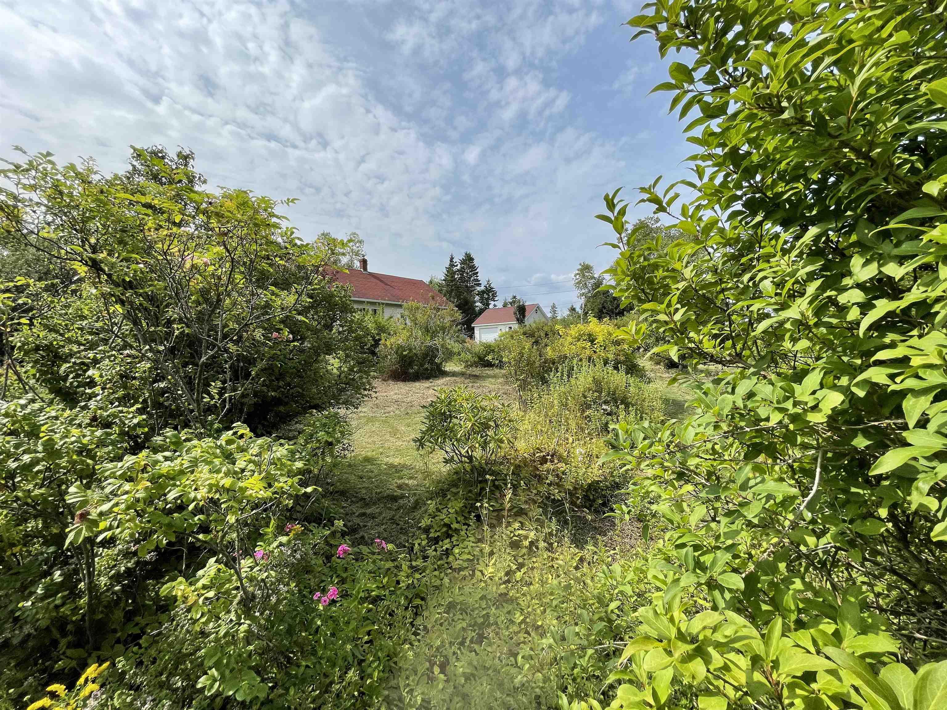 $340,000.00: 7731 Highway 329, East River Point