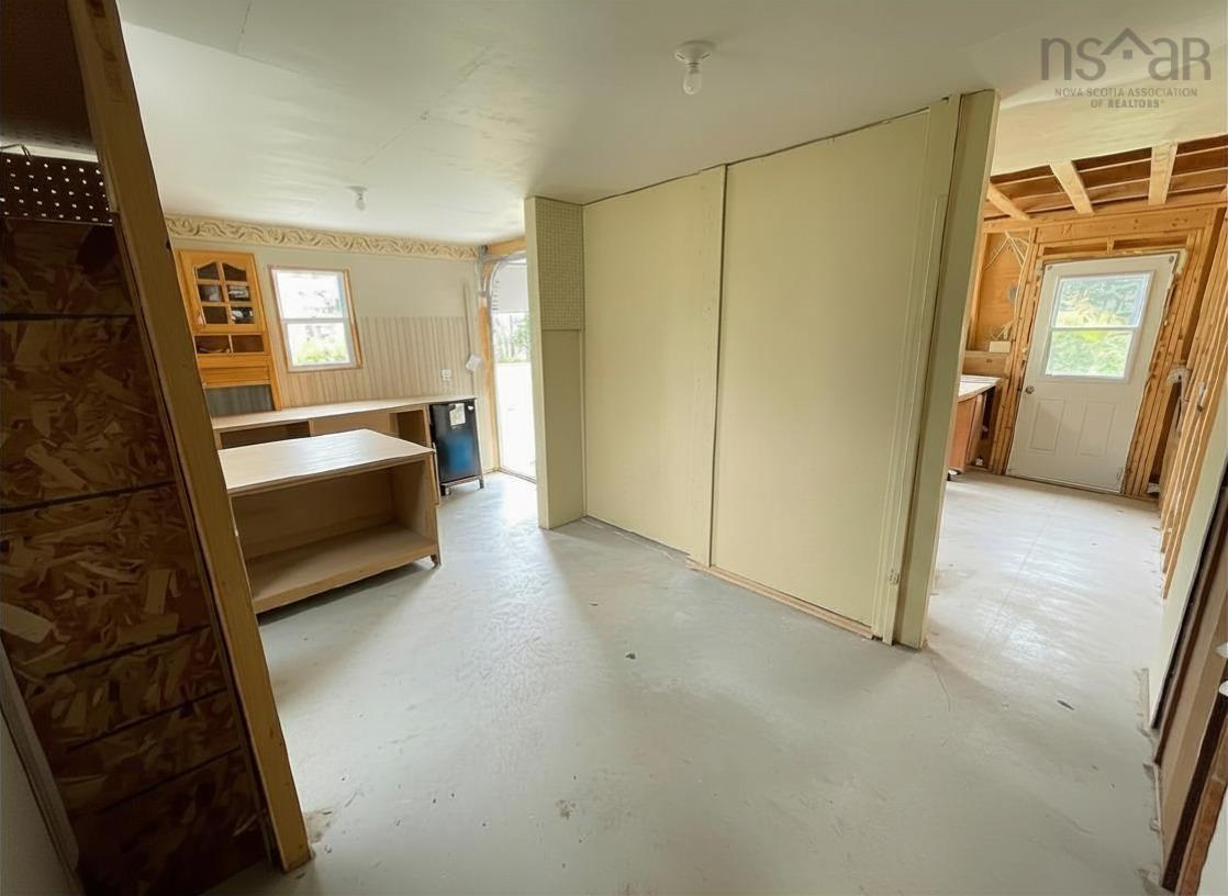 $340,000.00: 7731 Highway 329, East River Point