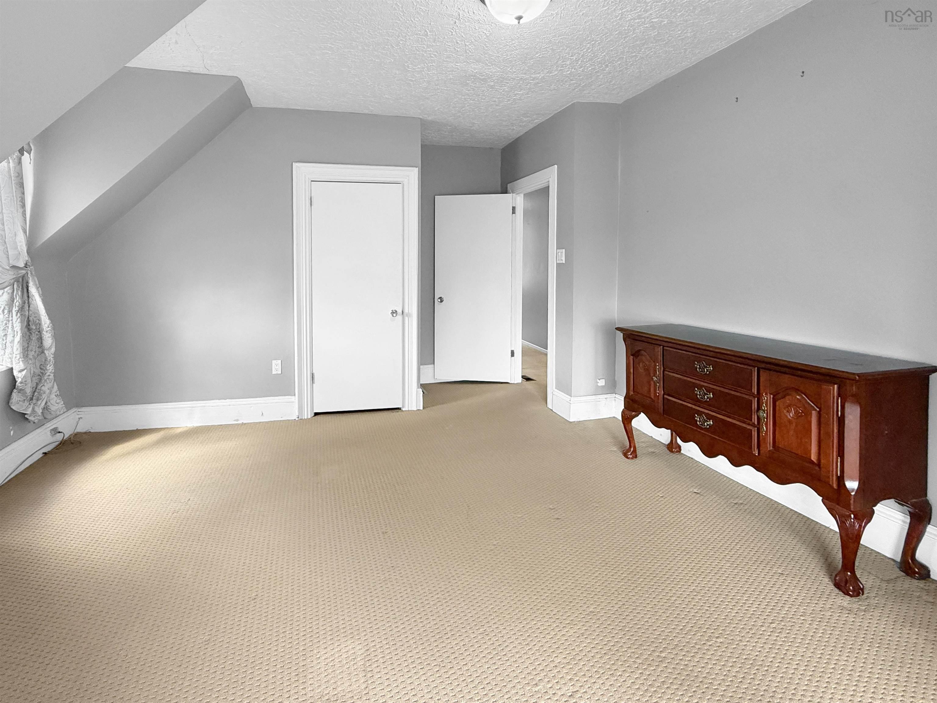 $299,900.00: 284 North Provost Street, New Glasgow