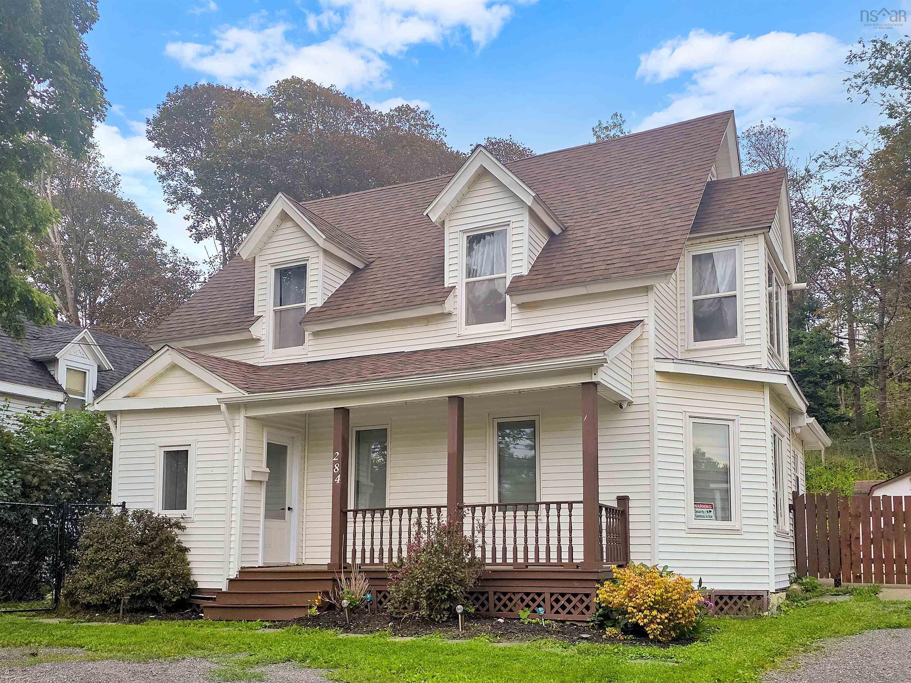 $299,900.00: 284 North Provost Street, New Glasgow