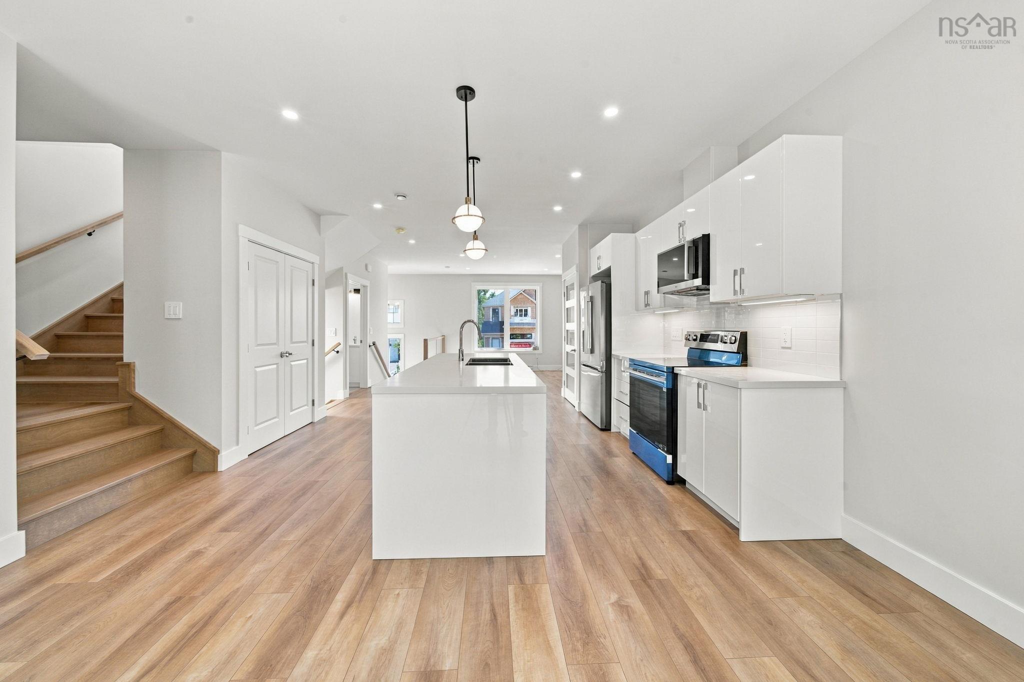 $719,900.00: 77 Simona Drive, Dartmouth