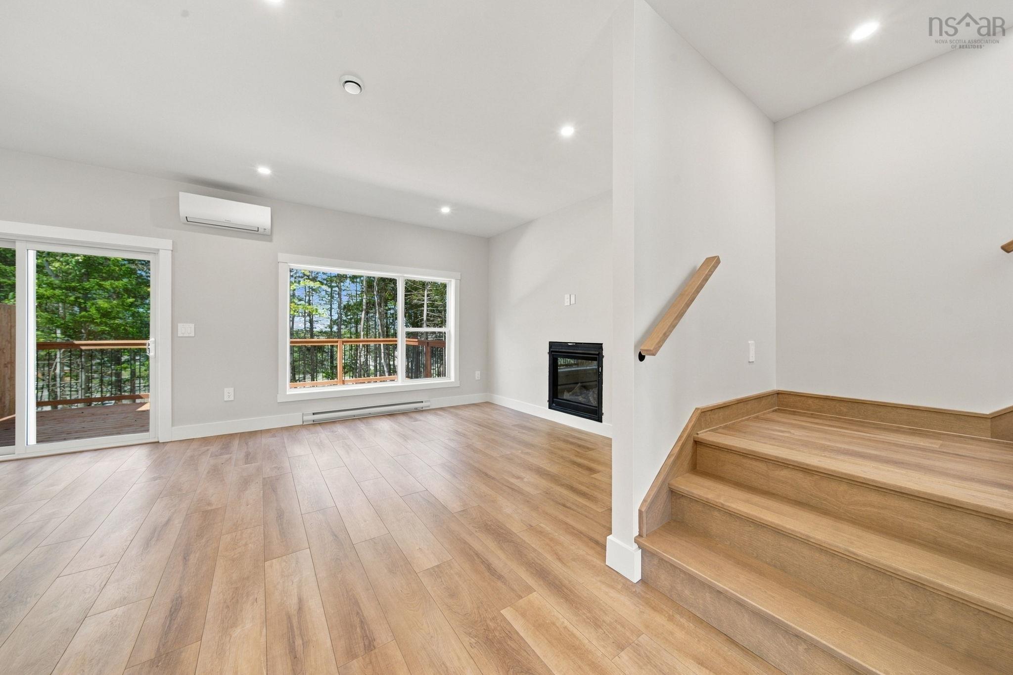 $719,900.00: 77 Simona Drive, Dartmouth