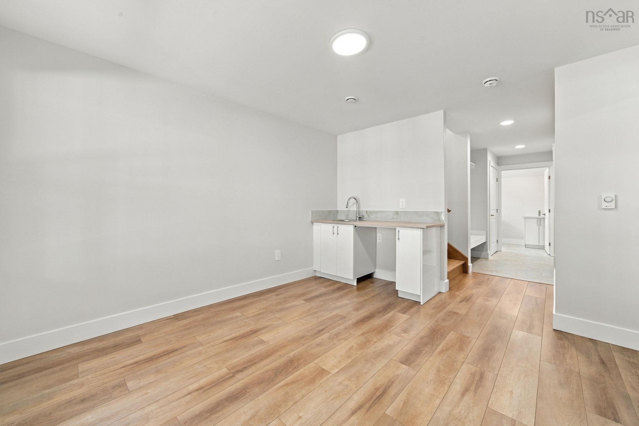 $719,900.00: 77 Simona Drive, Dartmouth