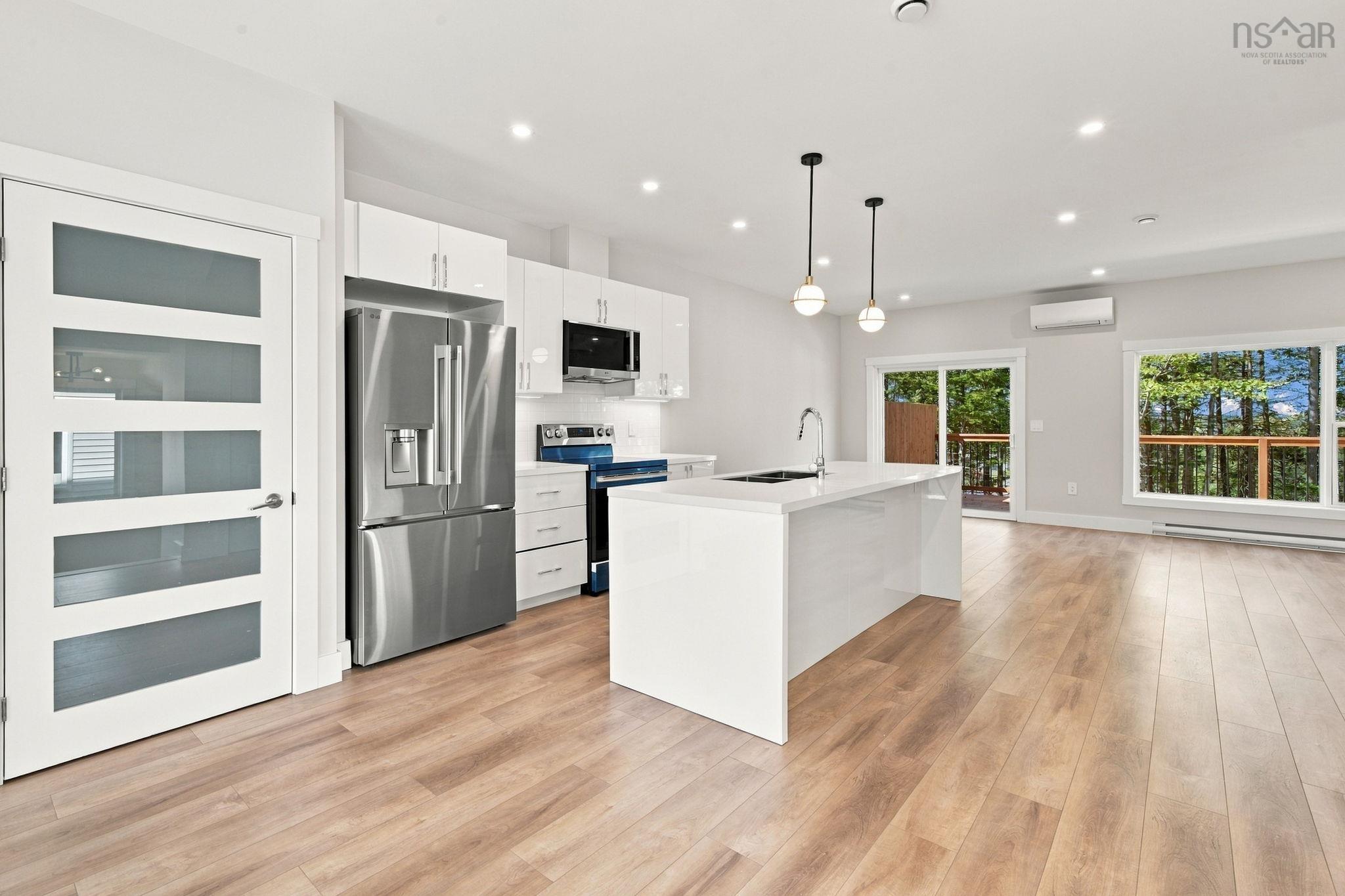 $719,900.00: 77 Simona Drive, Dartmouth