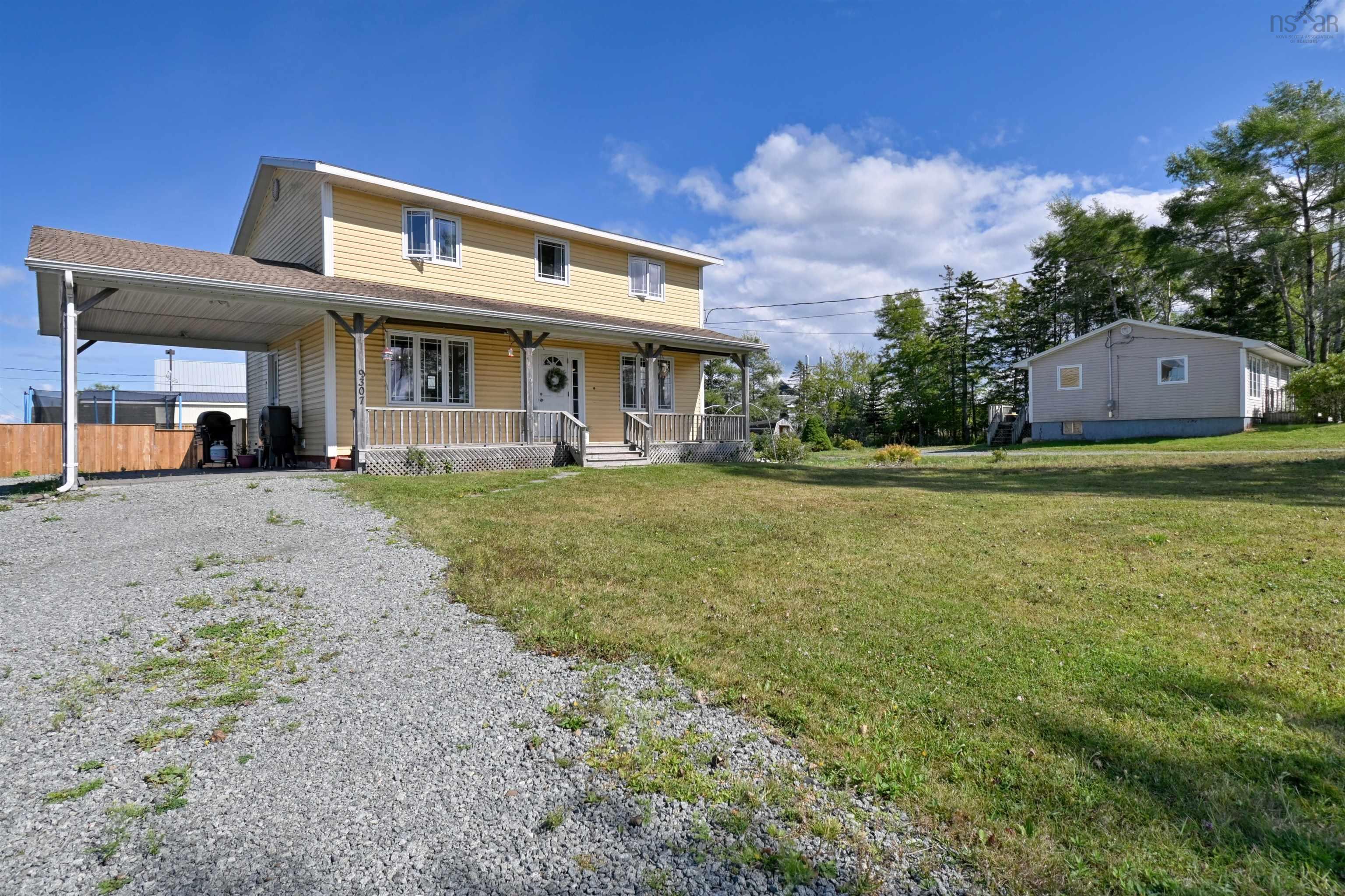 $299,900.00: 9307 Pepperell Street, St. Peter