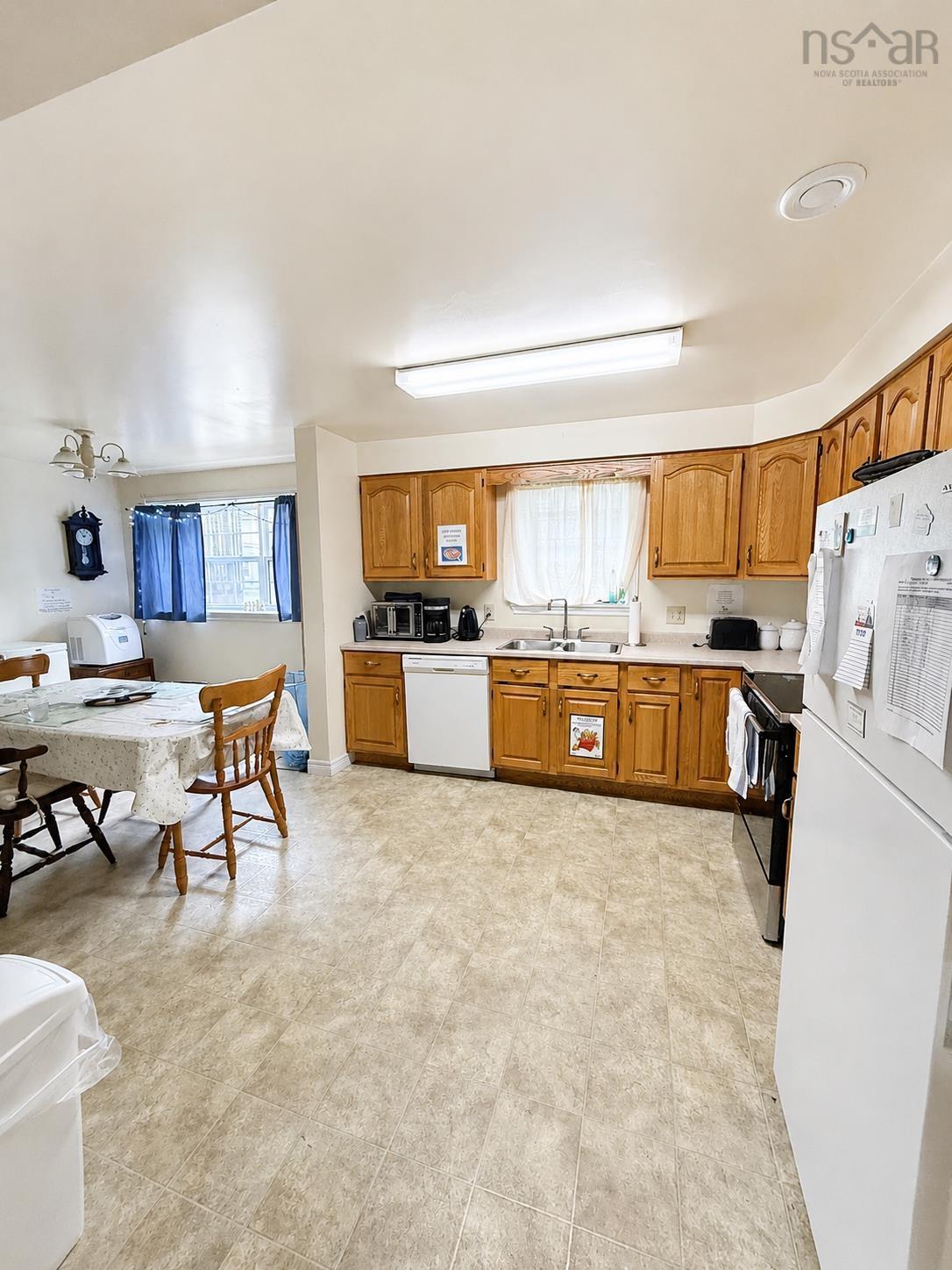 $560,000.00: 105 Park Street, Truro