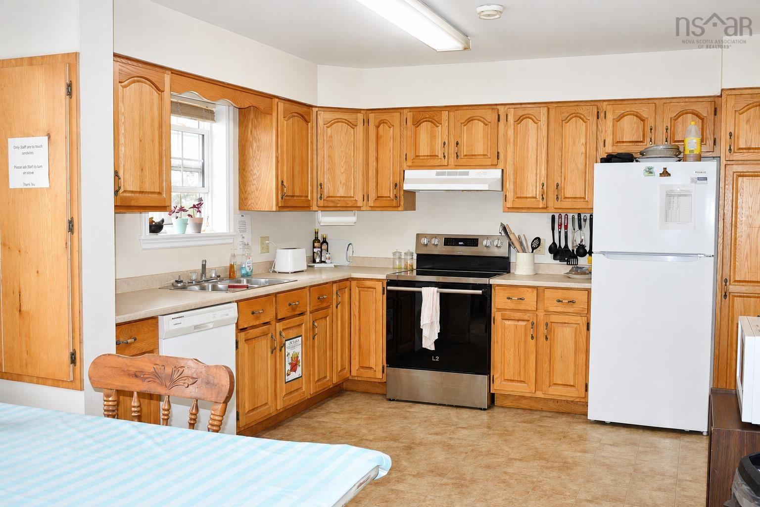 $560,000.00: 105 Park Street, Truro