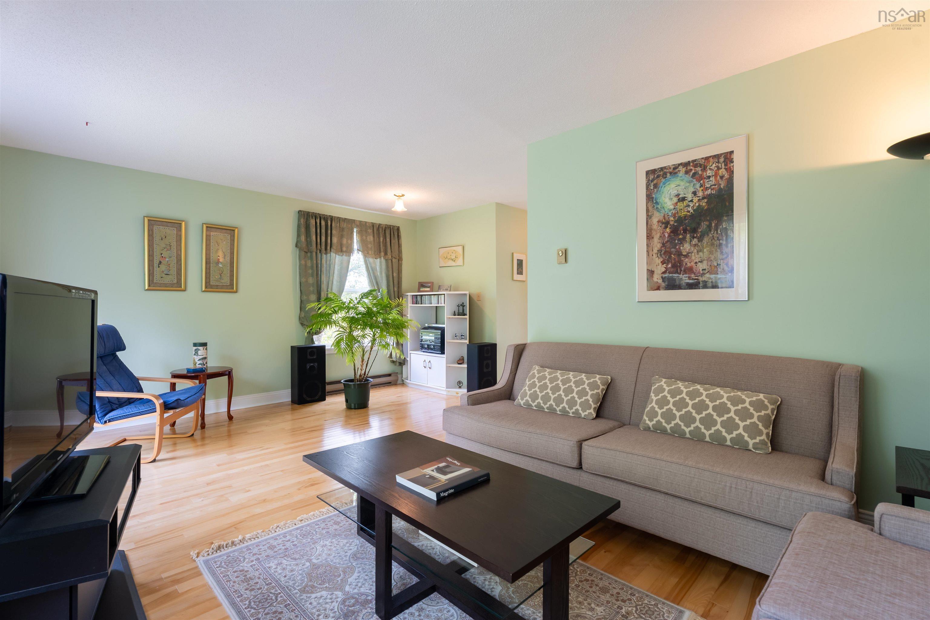 20 Governors Lake Drive, Timberlea, NS (MLS 202620903)
