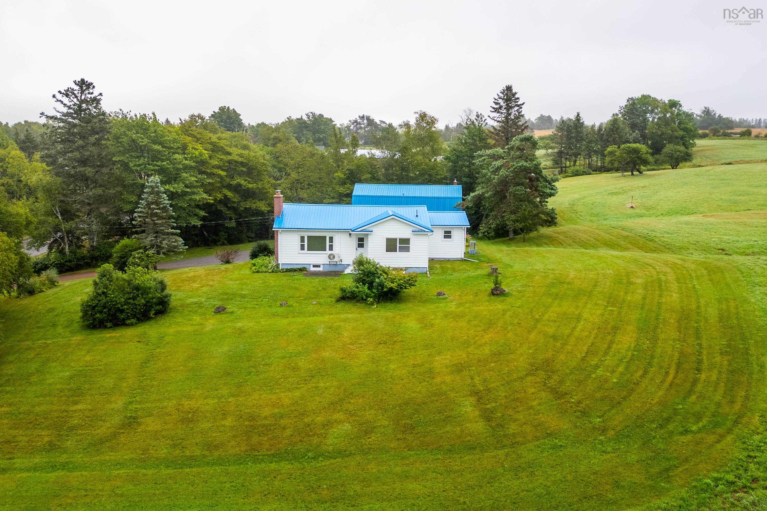 $399,000.00: 18785 Highway 2, Fenwick