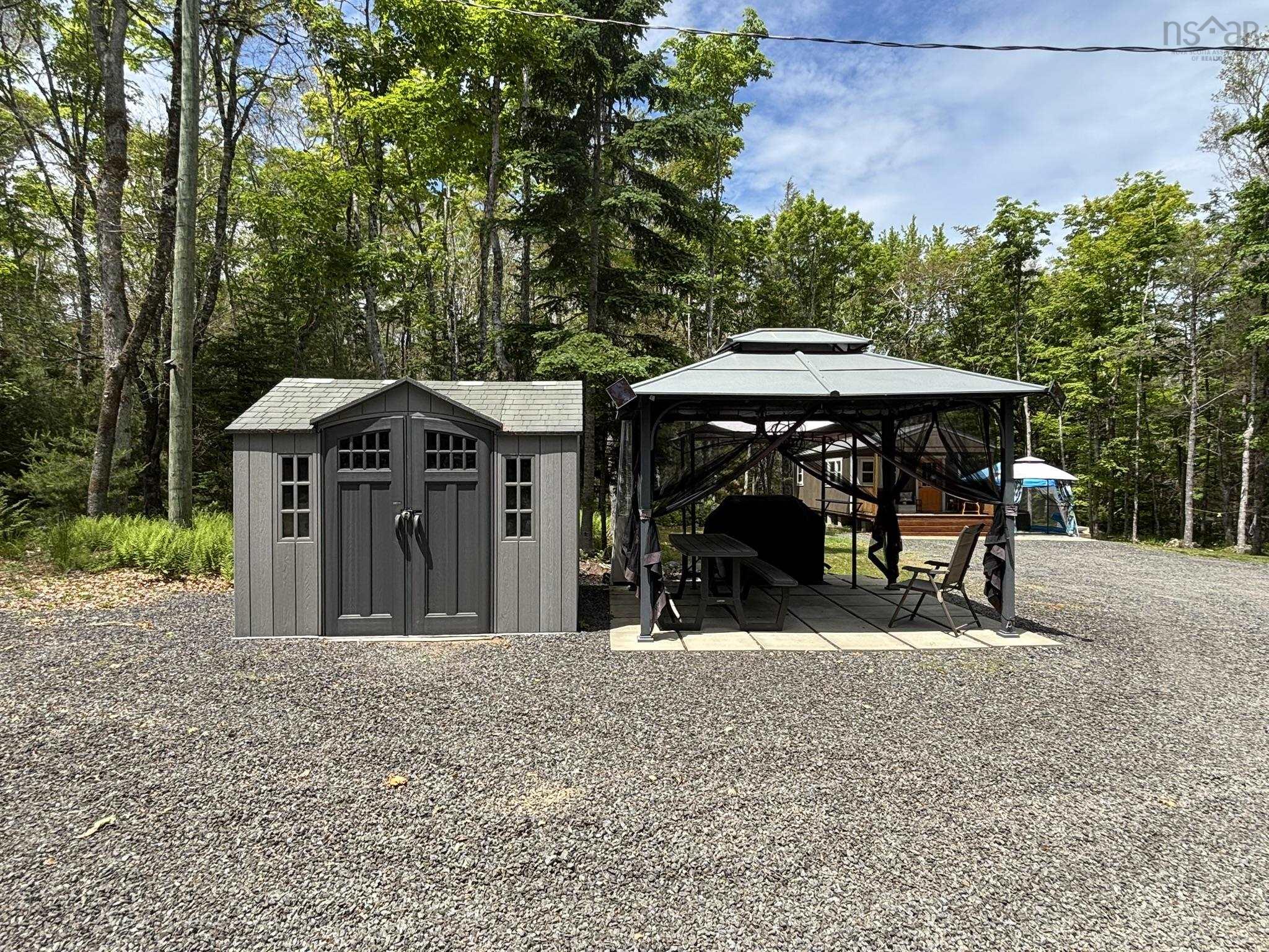 $139,900.00: 74 Thumb Cap Point, Labelle