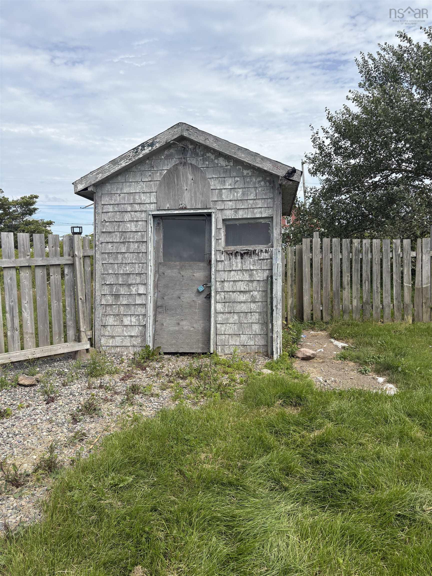 $47,900.00: 5 International Street, Glace Bay
