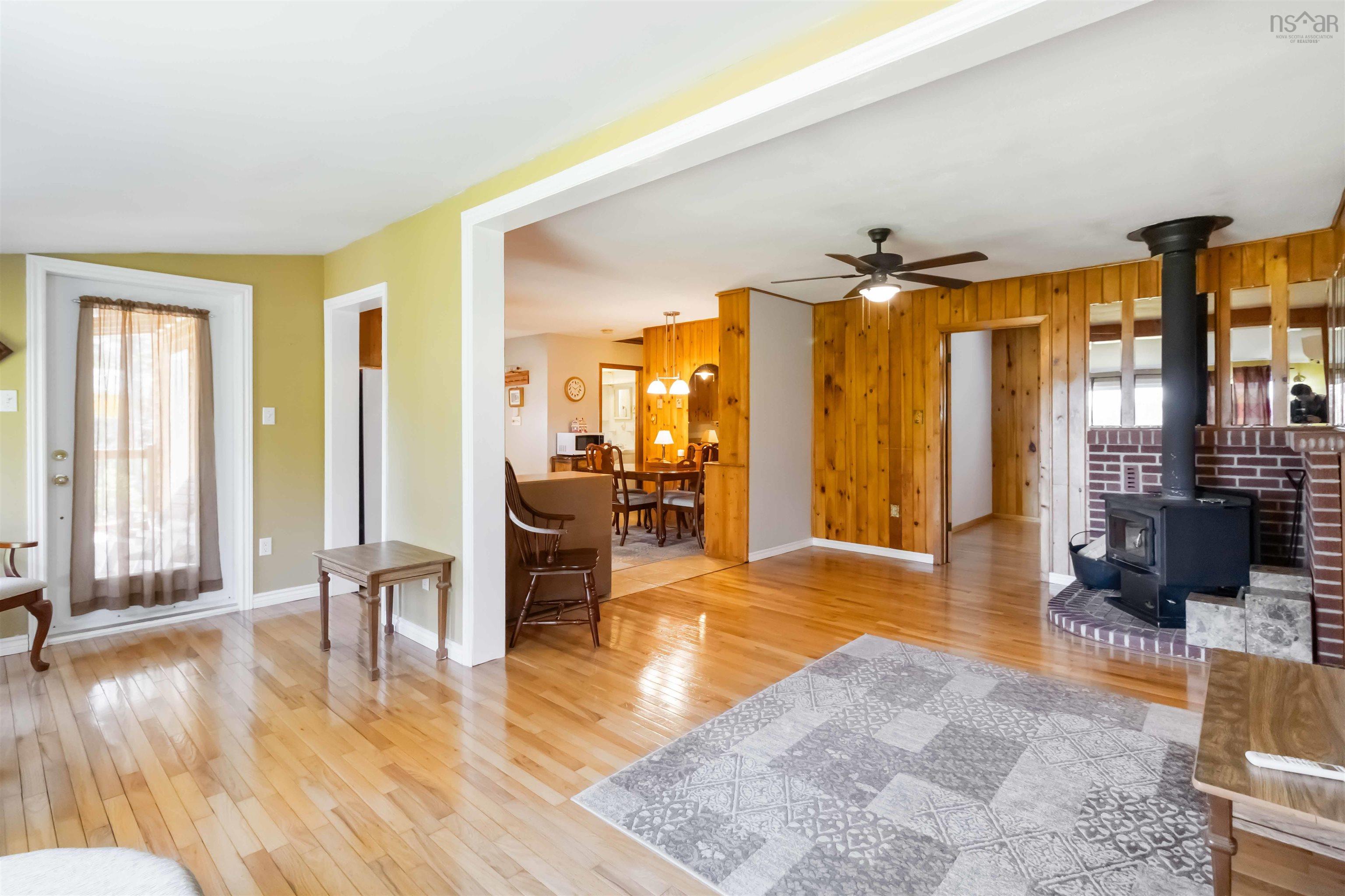 $484,900.00: 198 Spruce Drive, Barss Corner