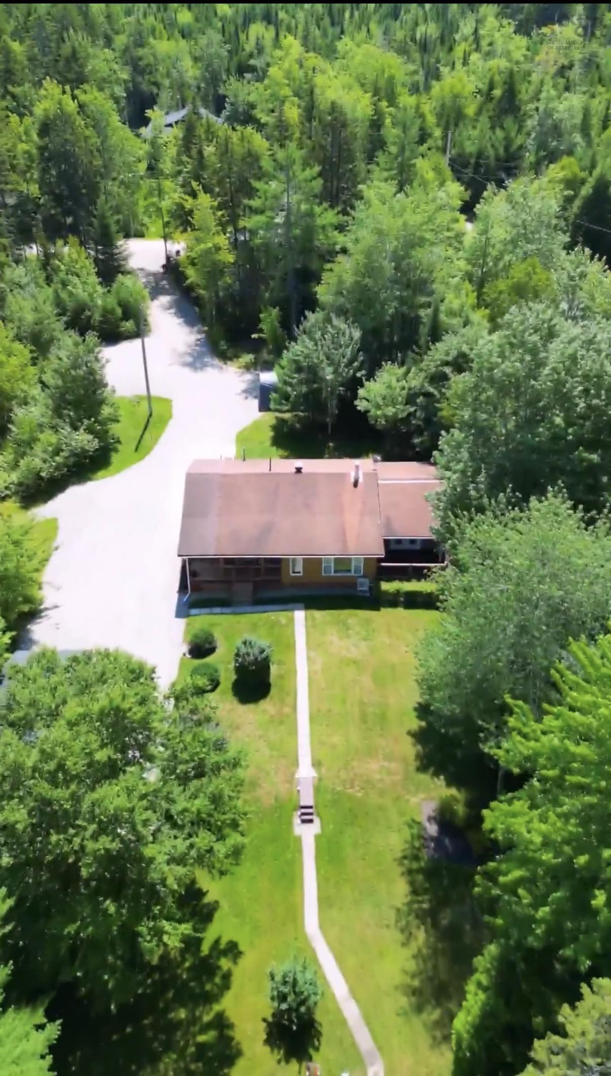 $484,900.00: 198 Spruce Drive, Barss Corner