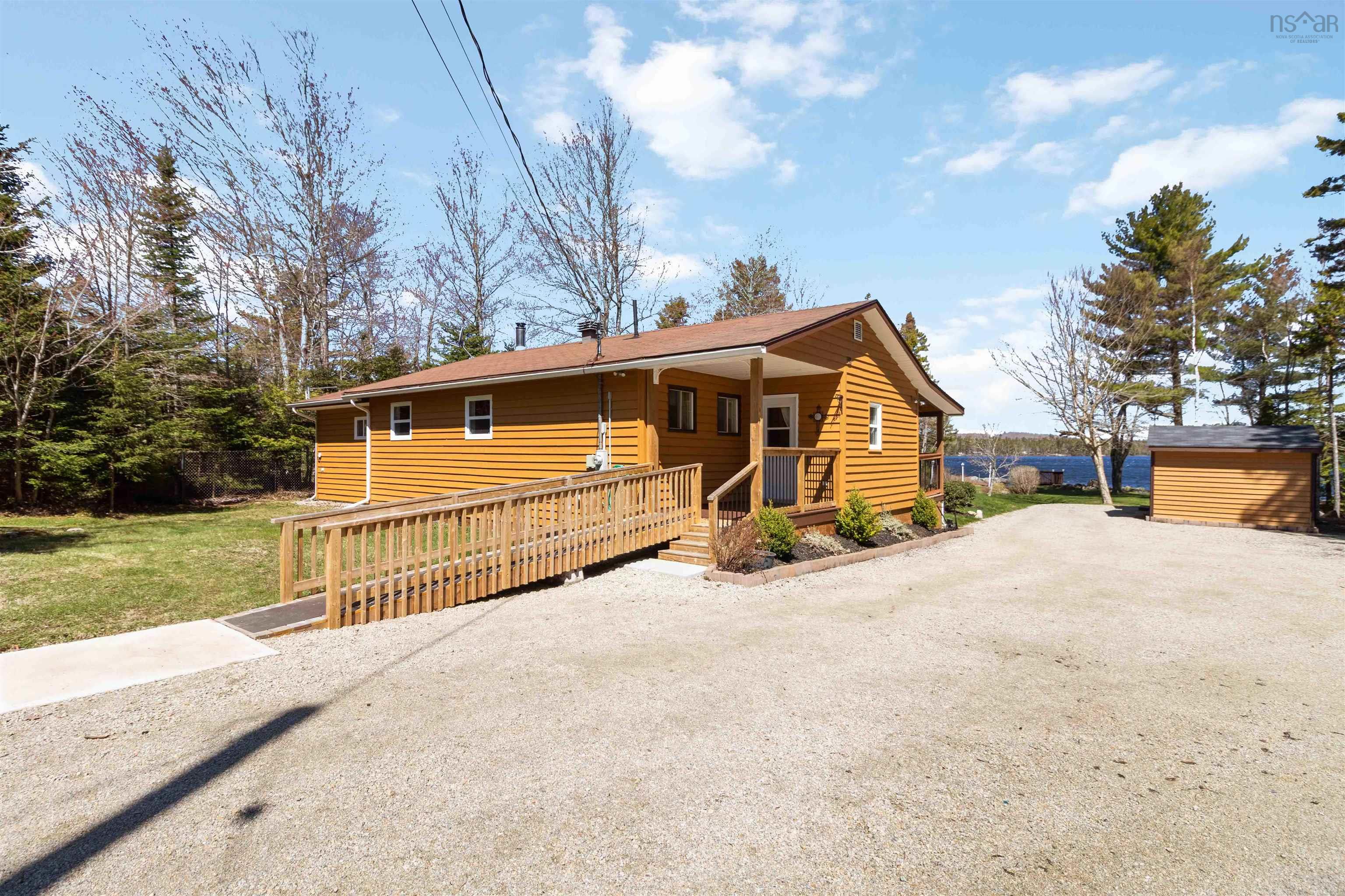 $484,900.00: 198 Spruce Drive, Barss Corner