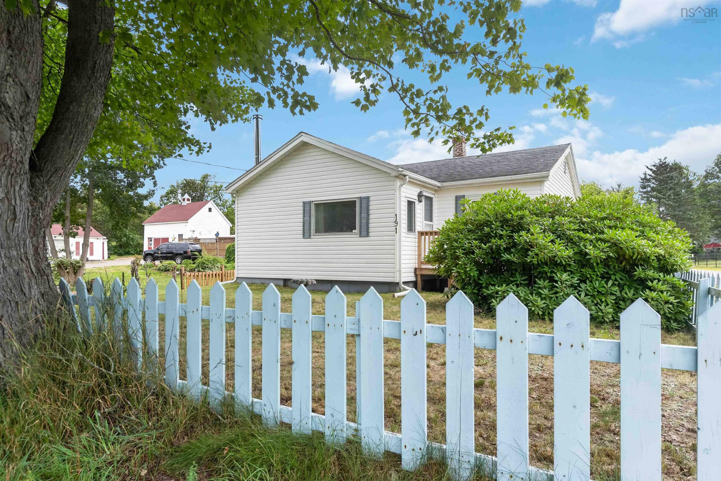 $299,900.00: 191 Oakdene Avenue, Kentville
