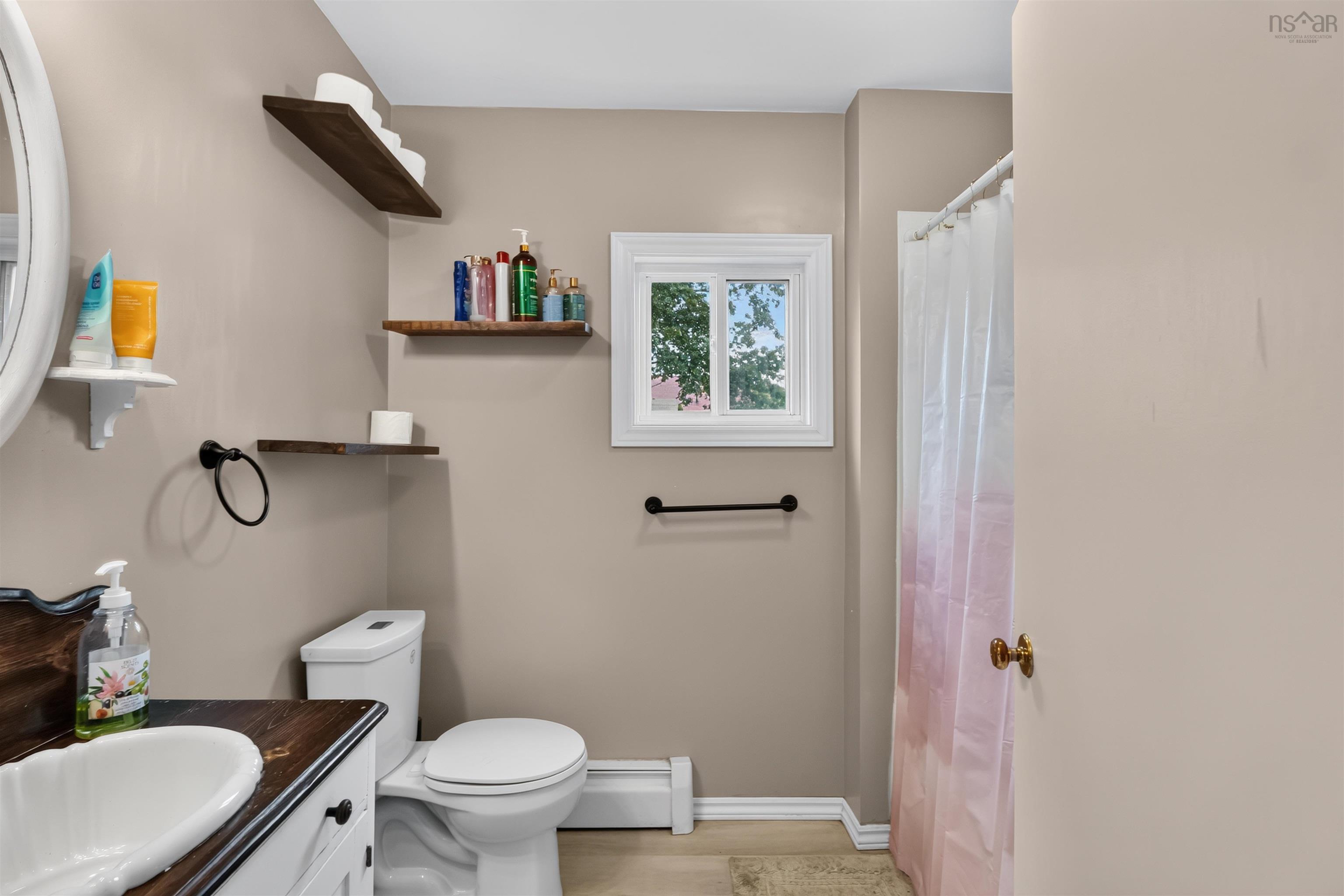 $299,900.00: 191 Oakdene Avenue, Kentville