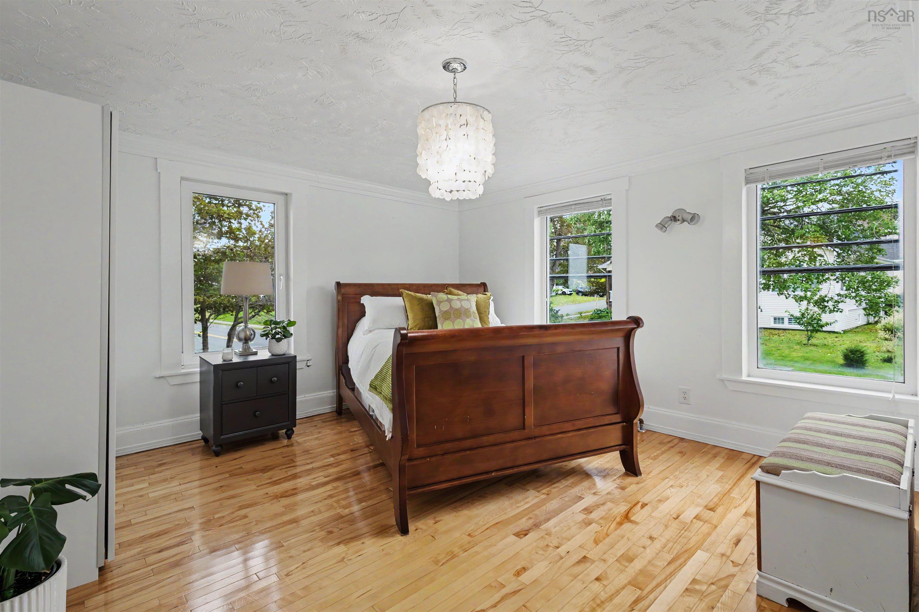 $349,000.00: 87 Queen Street, North Sydney