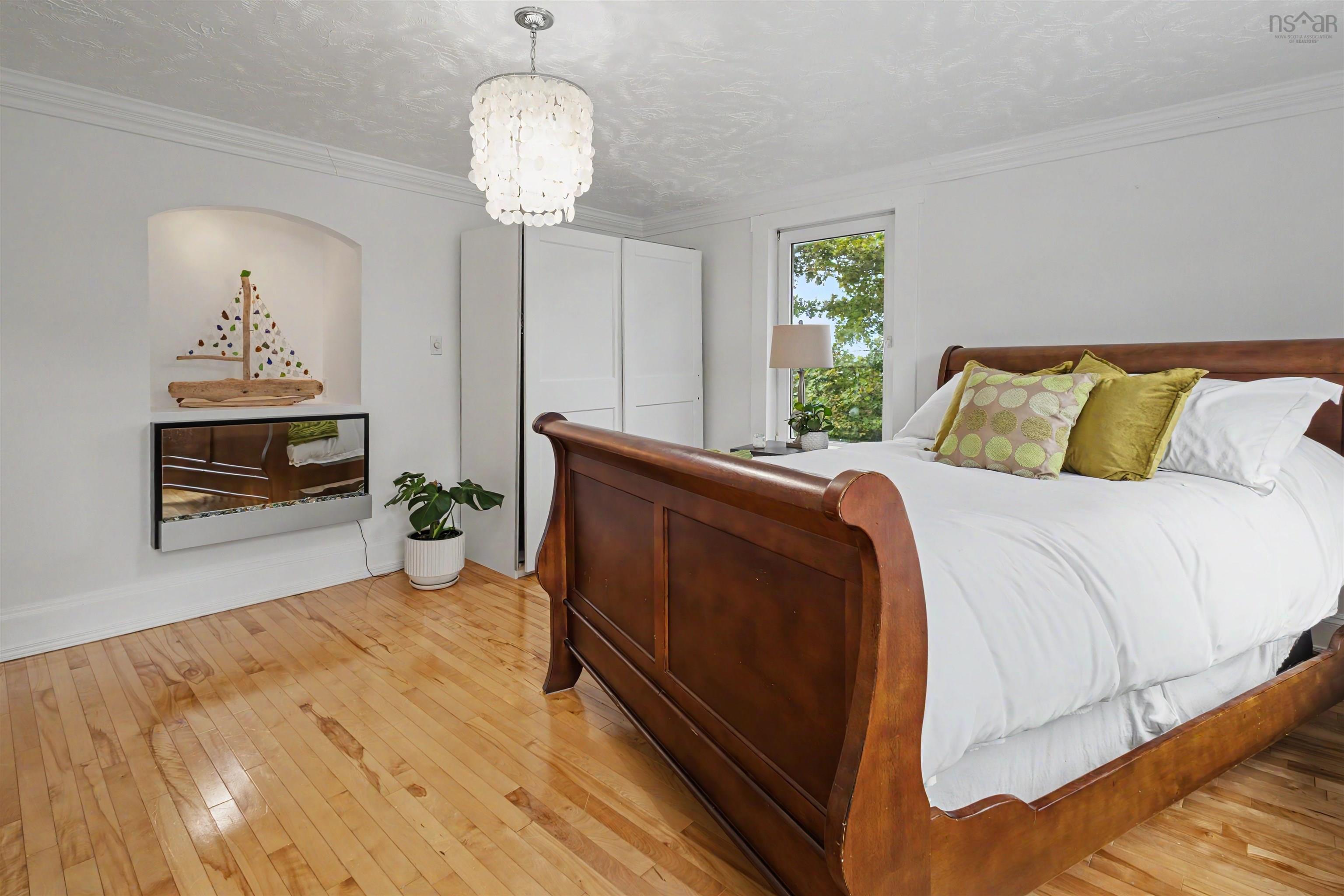 $349,000.00: 87 Queen Street, North Sydney