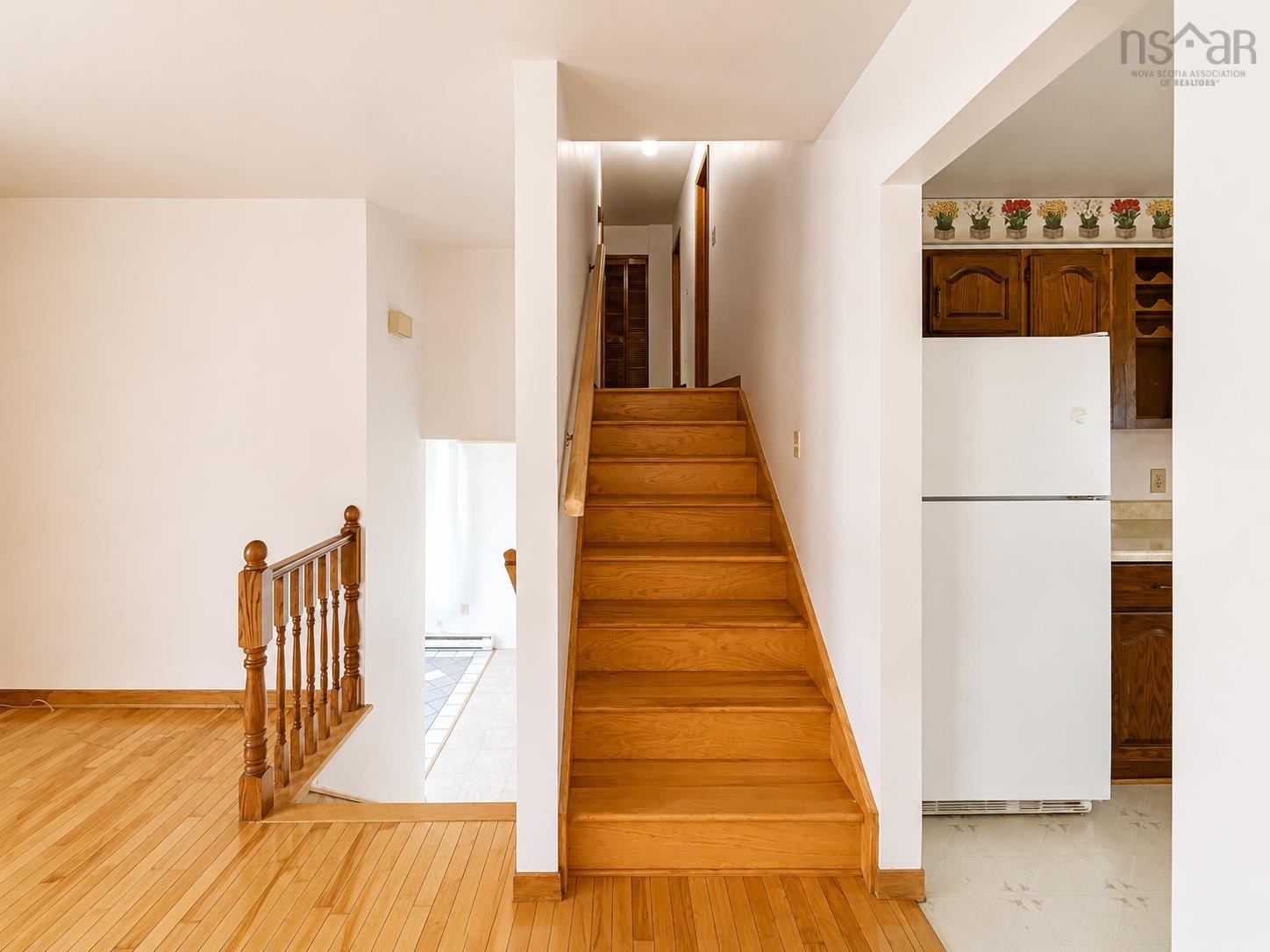 $349,900.00: 8 Victoria Hill, Westmount