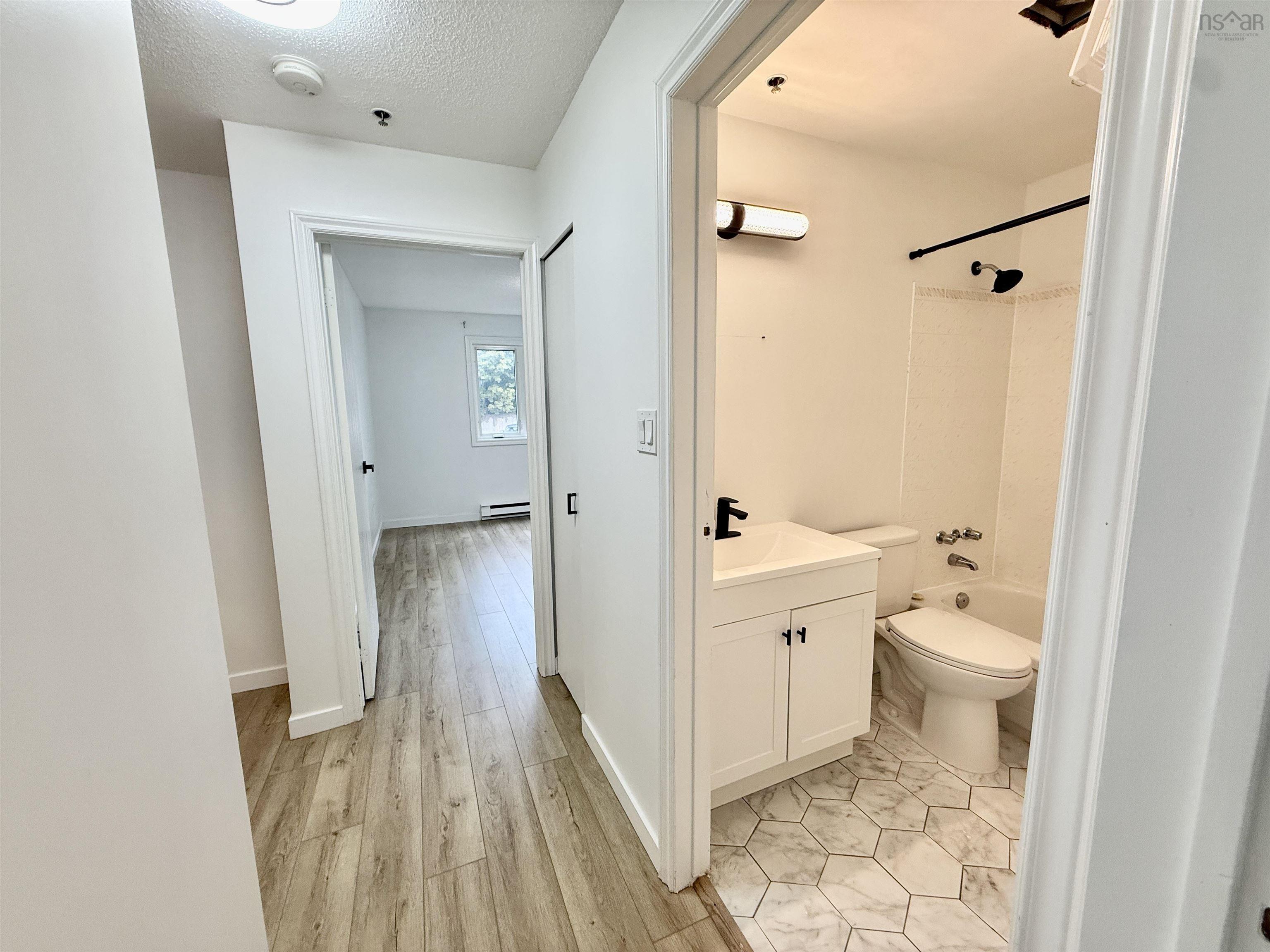 $325,900.00: 302 3700 John Parr Drive, Halifax