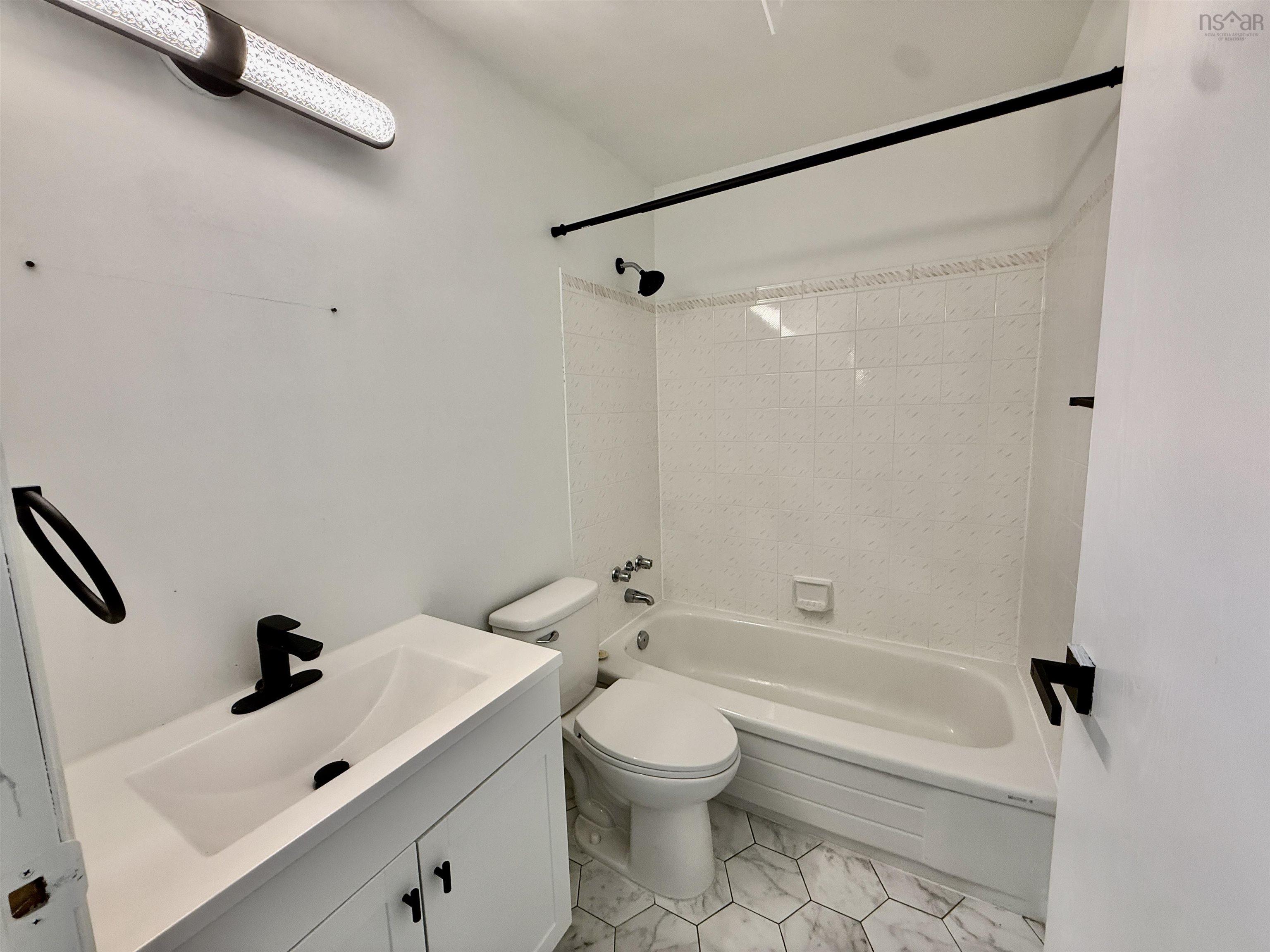 $325,900.00: 302 3700 John Parr Drive, Halifax