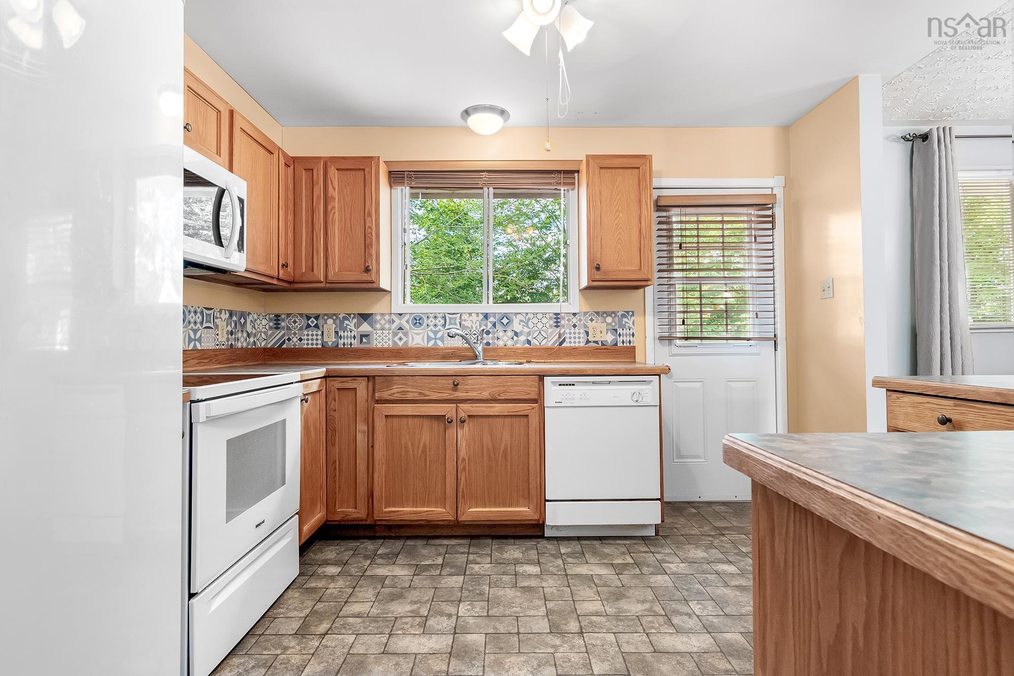 1653 Riverside Drive, Lower Sackville, NS (MLS 202620980)