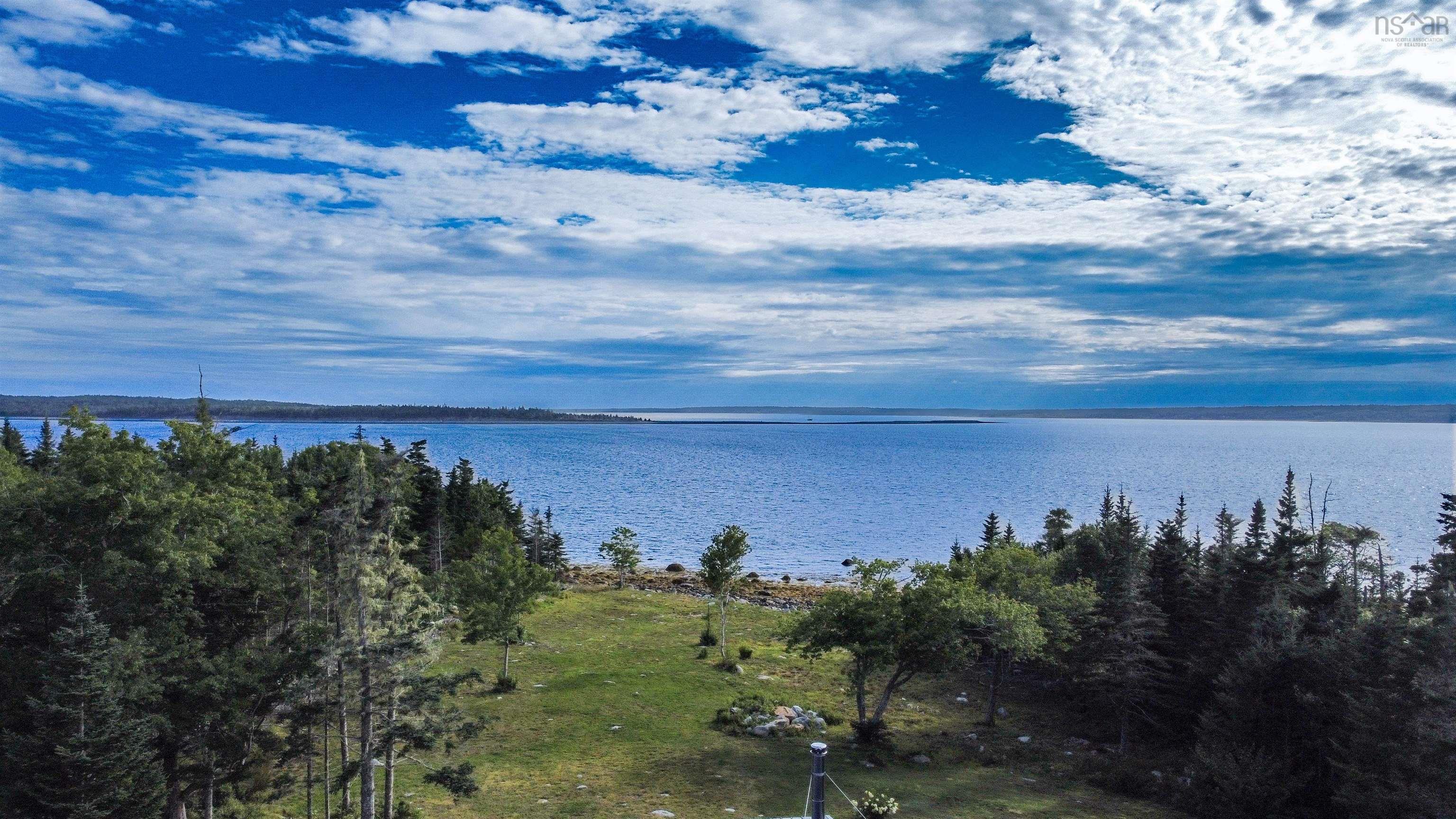 $659,000.00: 2250 Sandy Point Road, Sandy Point