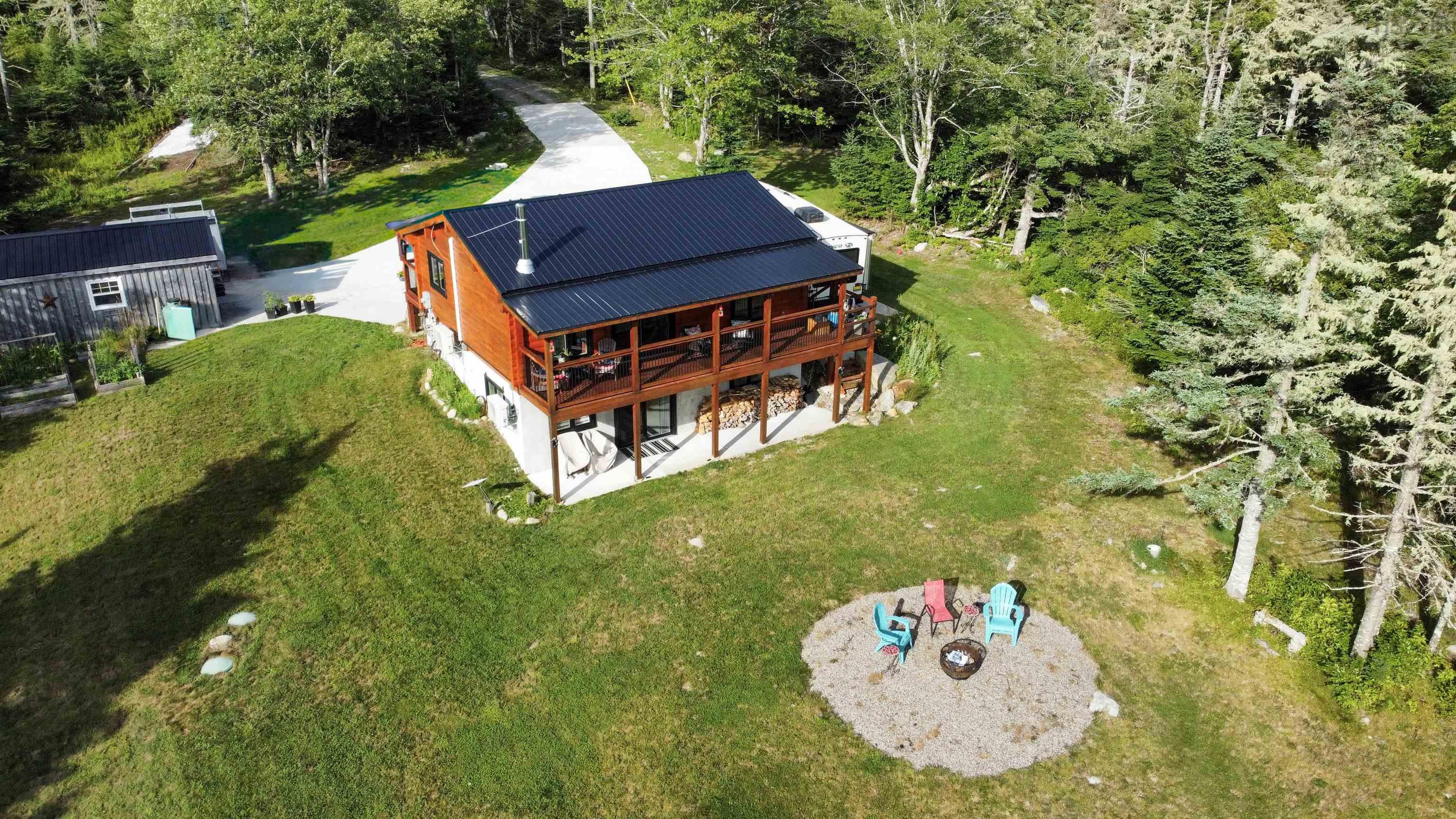 $659,000.00: 2250 Sandy Point Road, Sandy Point