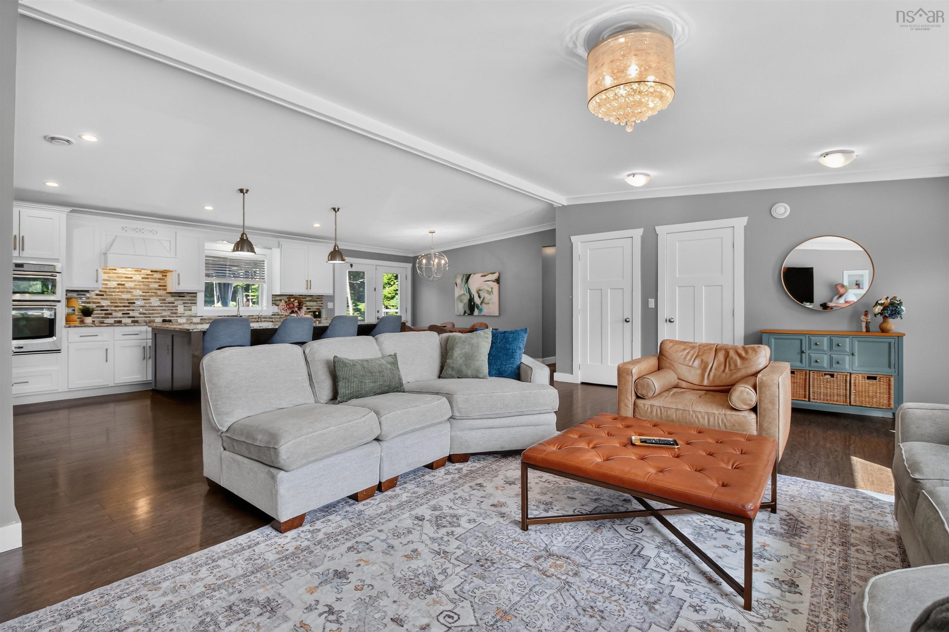 $1,175,000.00: 60 Monte Cristo Avenue, Enfield