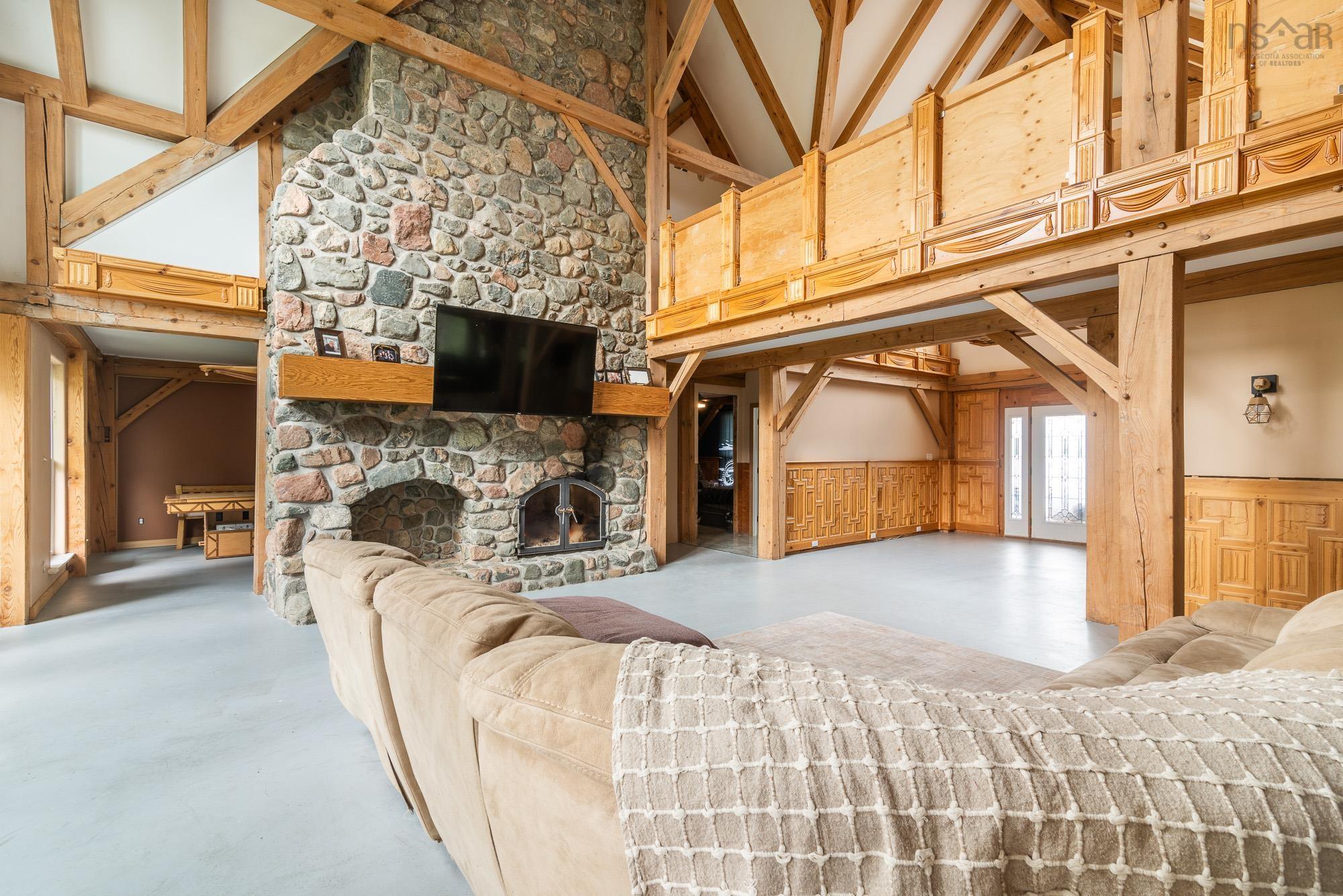 $1,250,000.00: 47 Pats Boulevard, Sutherlands Lake