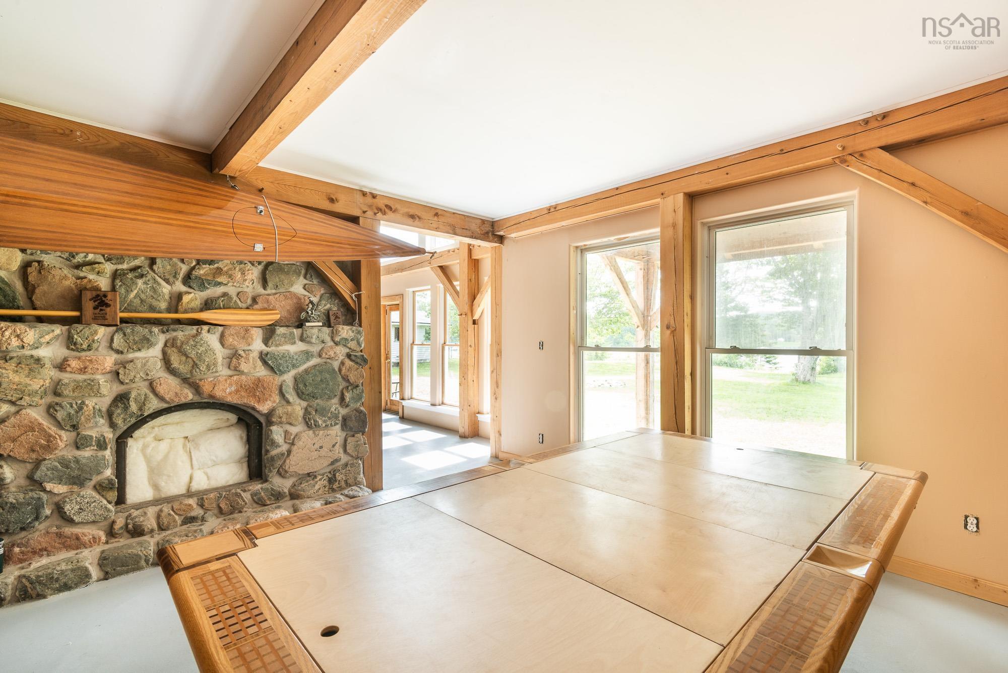 $1,250,000.00: 47 Pats Boulevard, Sutherlands Lake