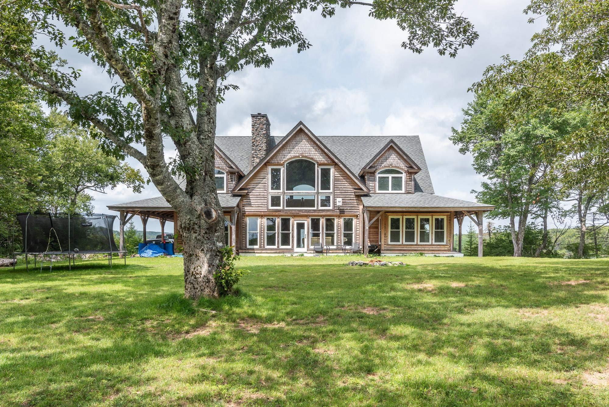 $1,250,000.00: 47 Pats Boulevard, Sutherlands Lake