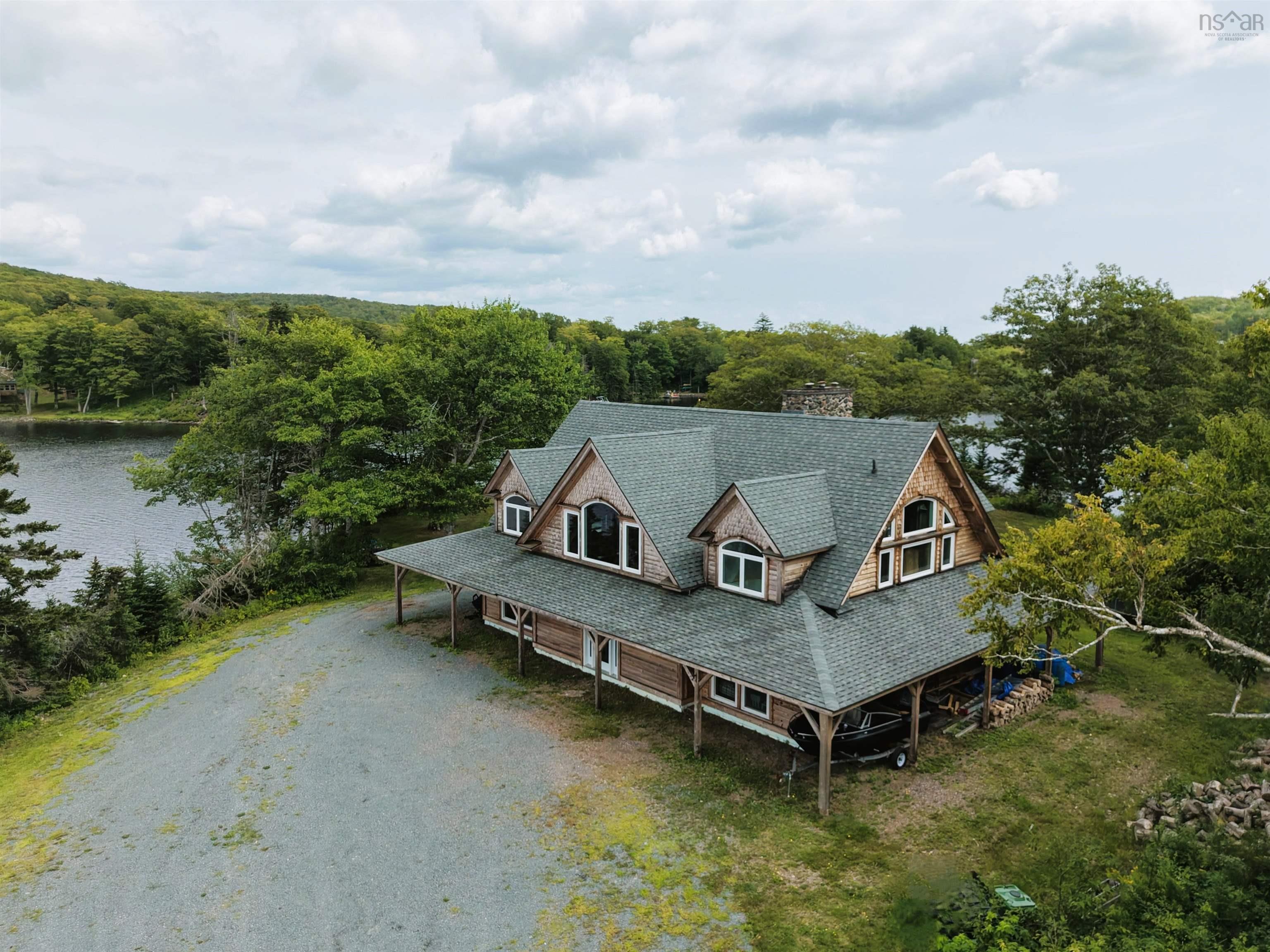 $1,250,000.00: 47 Pats Boulevard, Sutherlands Lake