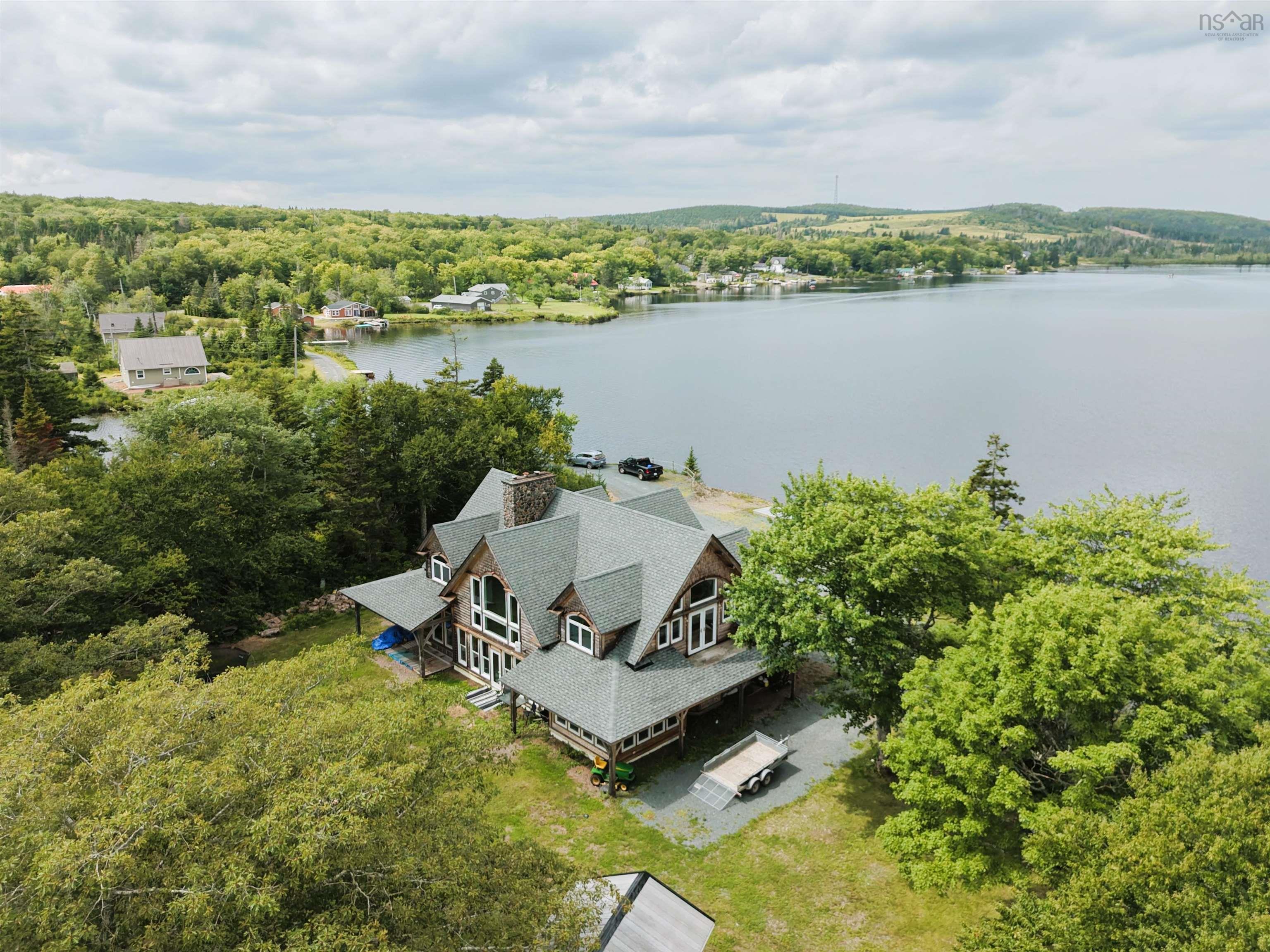 $1,250,000.00: 47 Pats Boulevard, Sutherlands Lake