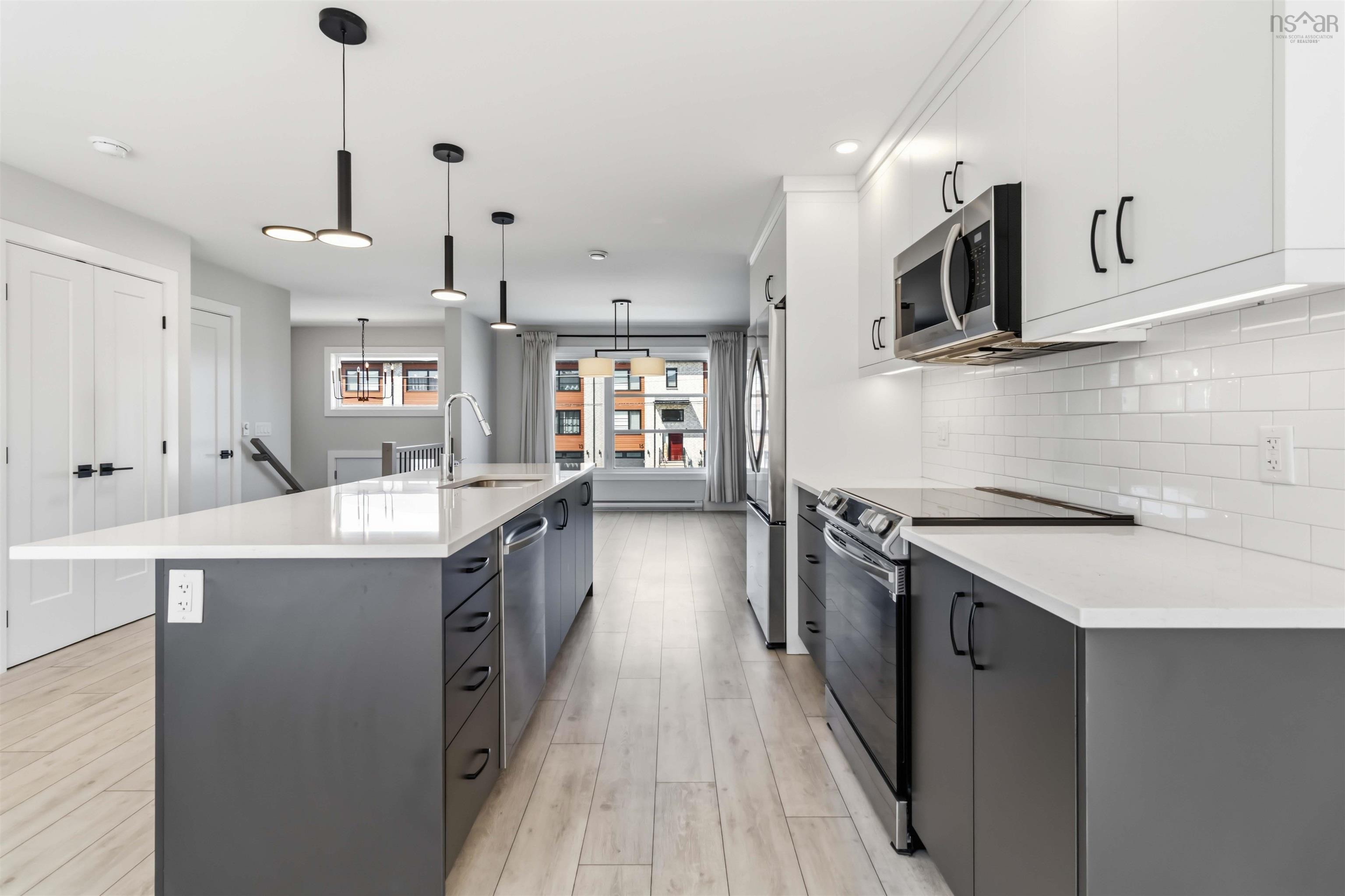 $524,999.00: 16 Glenn Drive, Lantz