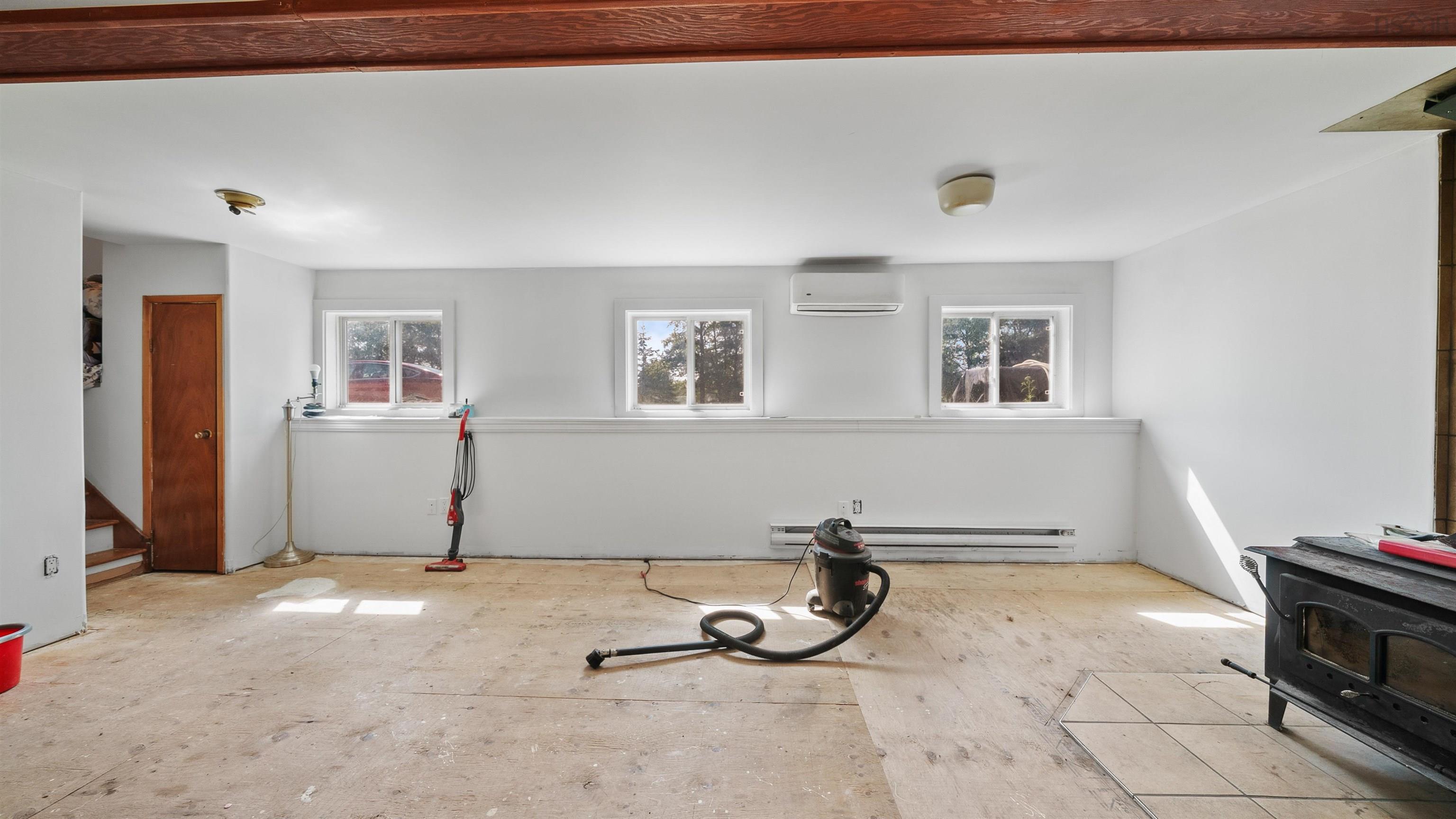 1 Laura Drive, Cow Bay, NS (MLS 202621011)