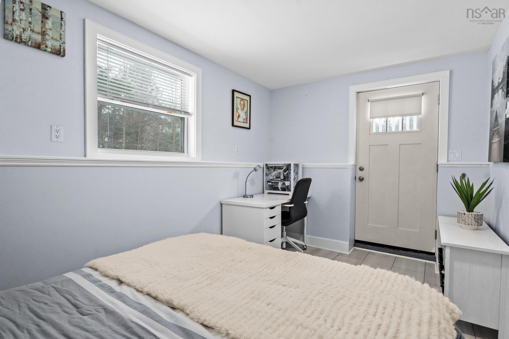 $470,000.00: 84 Pine Court, Wilmot