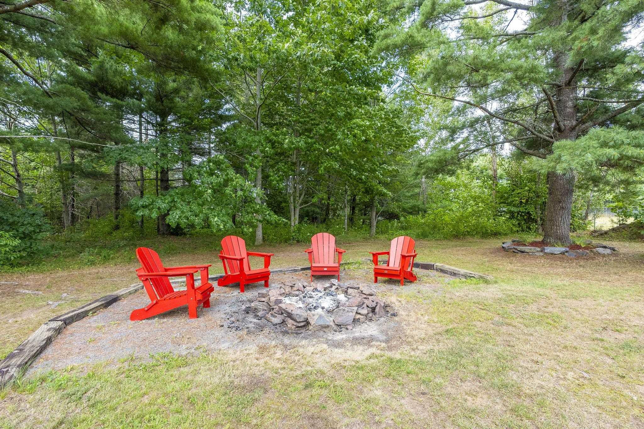 $470,000.00: 84 Pine Court, Wilmot