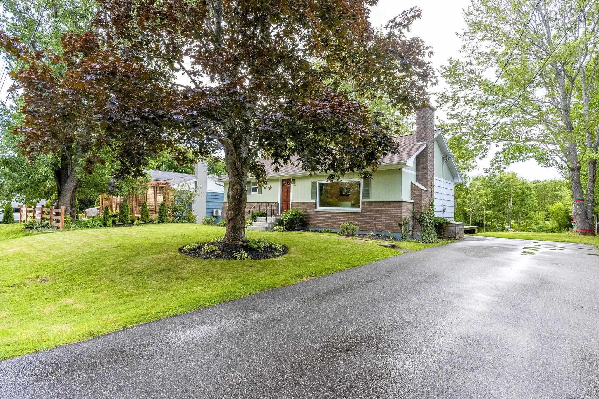 $349,900.00: 7 Oakland Oakland Drive, Middleton Drive, Middleton