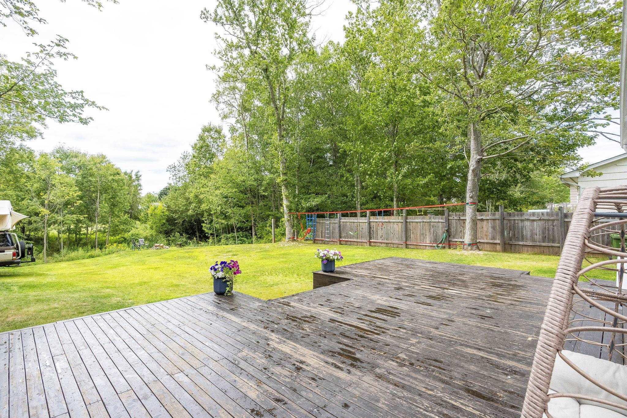 $349,900.00: 7 Oakland Oakland Drive, Middleton Drive, Middleton