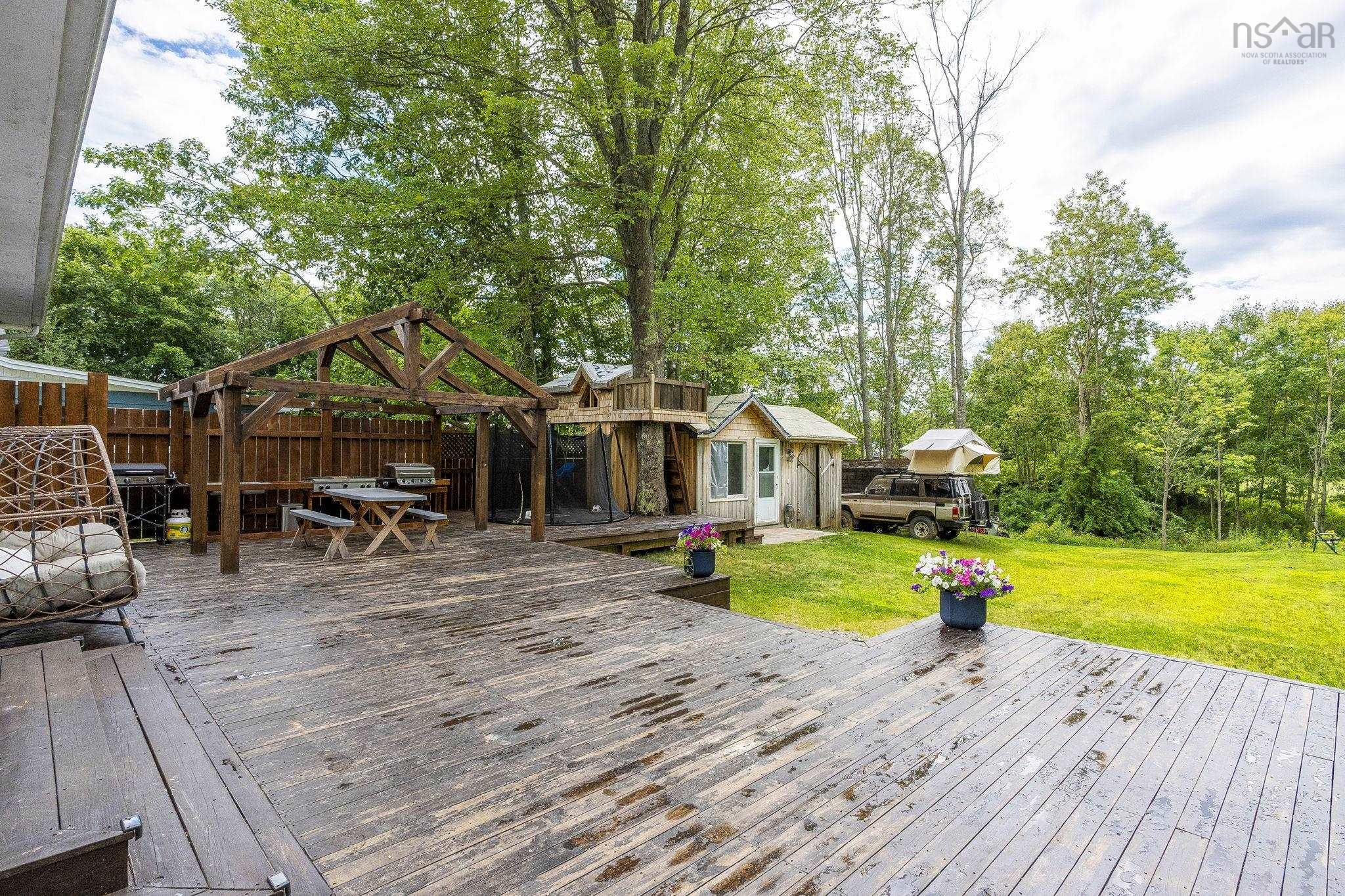 $349,900.00: 7 Oakland Oakland Drive, Middleton Drive, Middleton