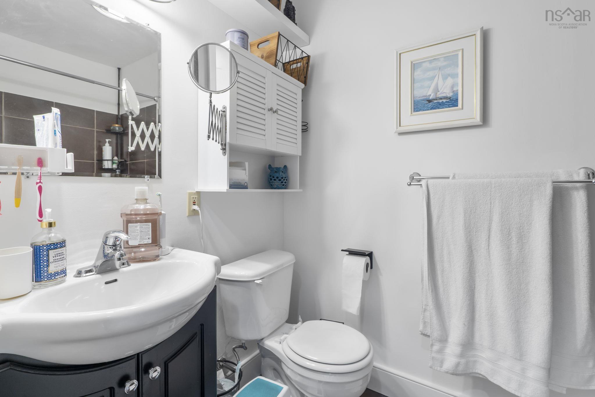 $464,900.00: 13 Heathland Way, Dartmouth