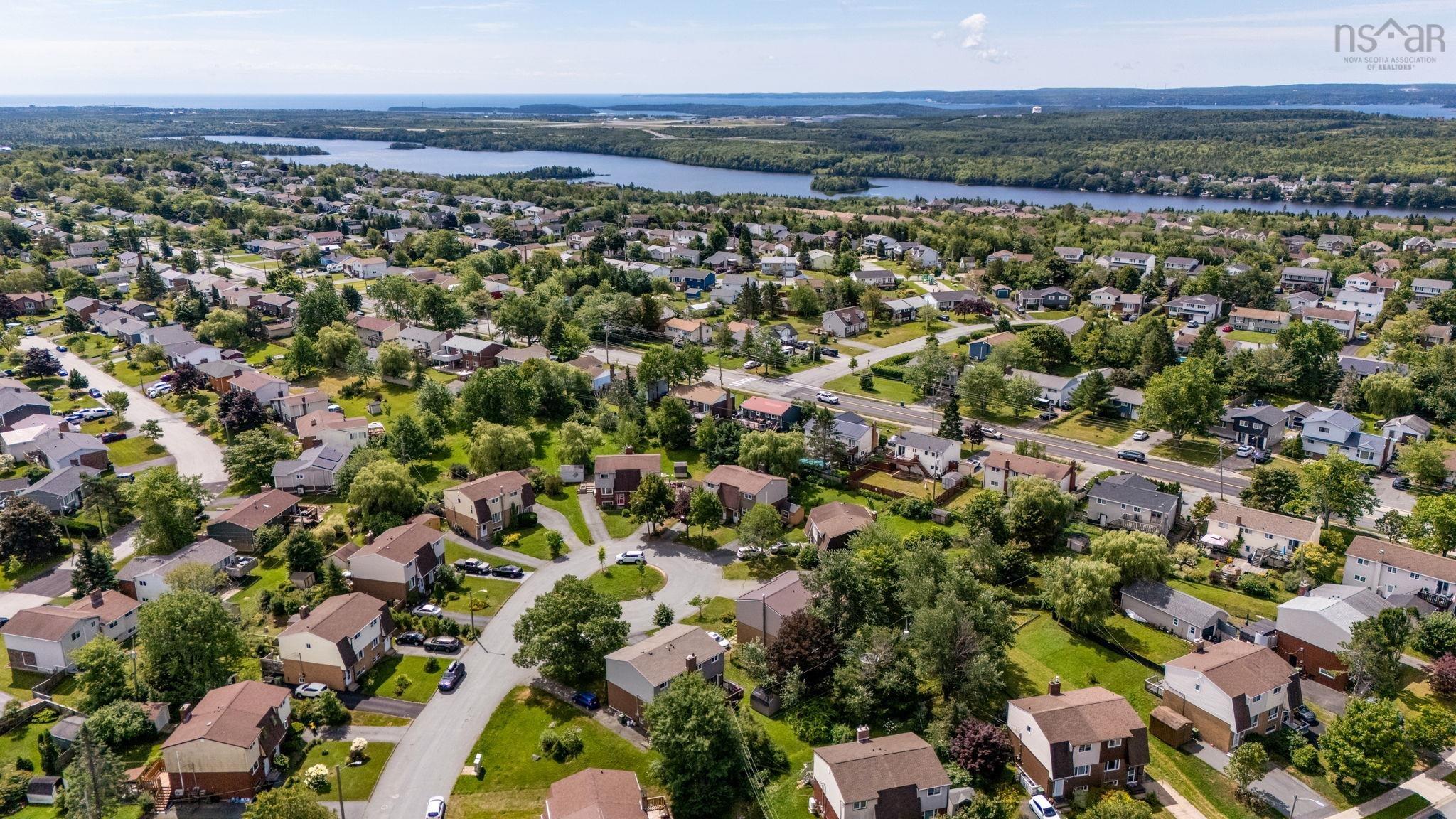 $464,900.00: 13 Heathland Way, Dartmouth
