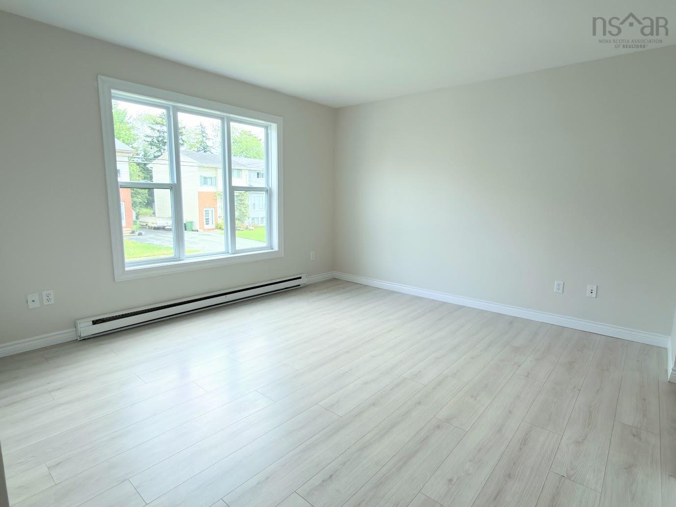 $439,000.00: 84 Pondicherry Crescent, Dartmouth