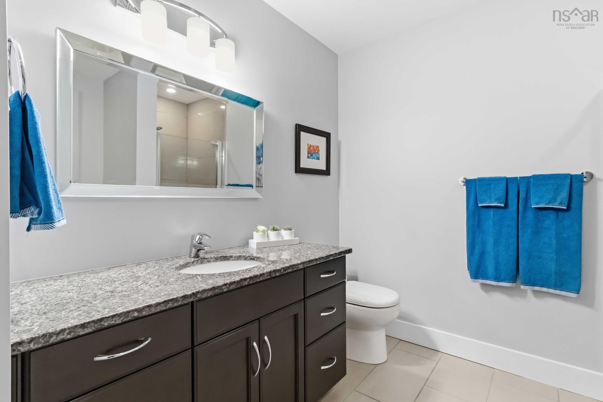 $759,900.00: 802 31 Kings Wharf Place, Dartmouth