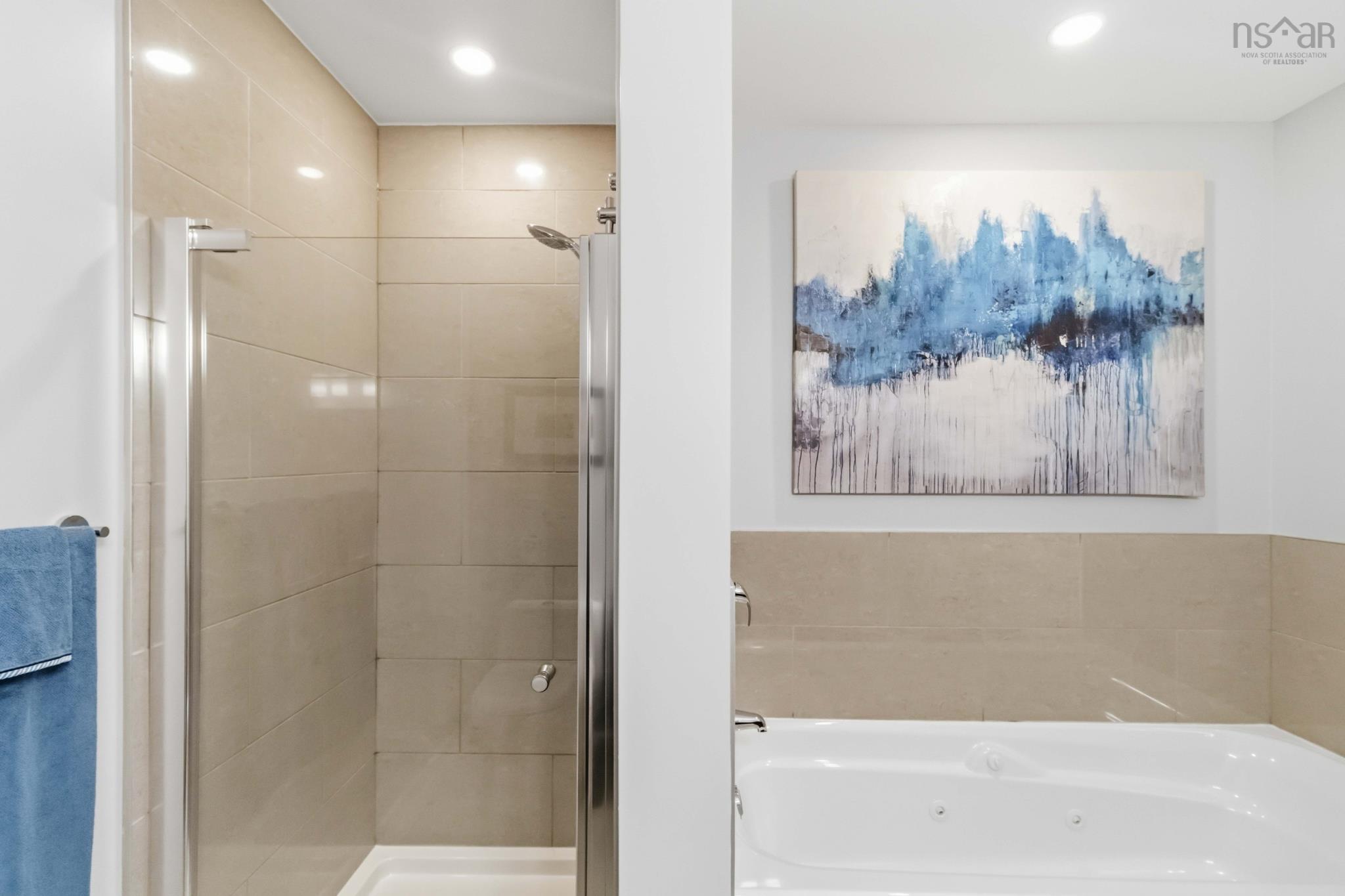 $759,900.00: 802 31 Kings Wharf Place, Dartmouth